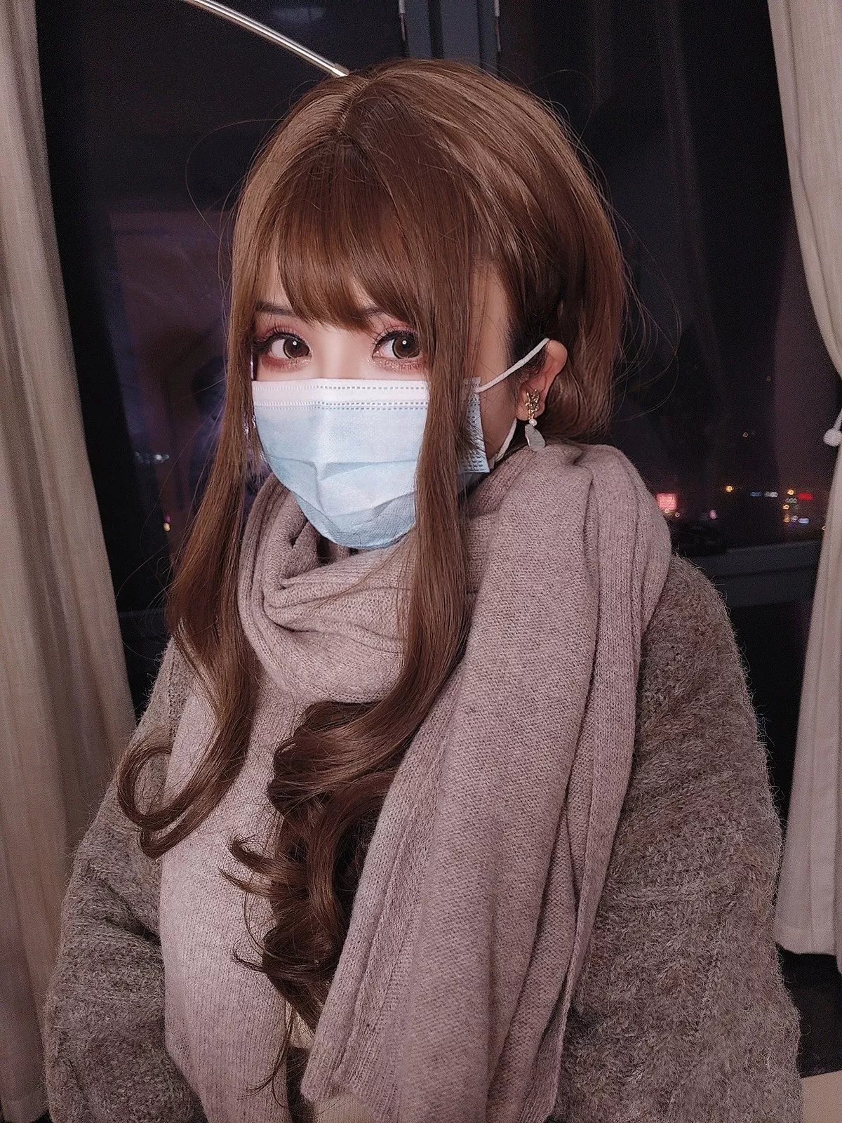 网络美女rioko凉凉子睡着了主题私房床上性感灰色蕾丝内衣秀惹火身材诱惑写真45P