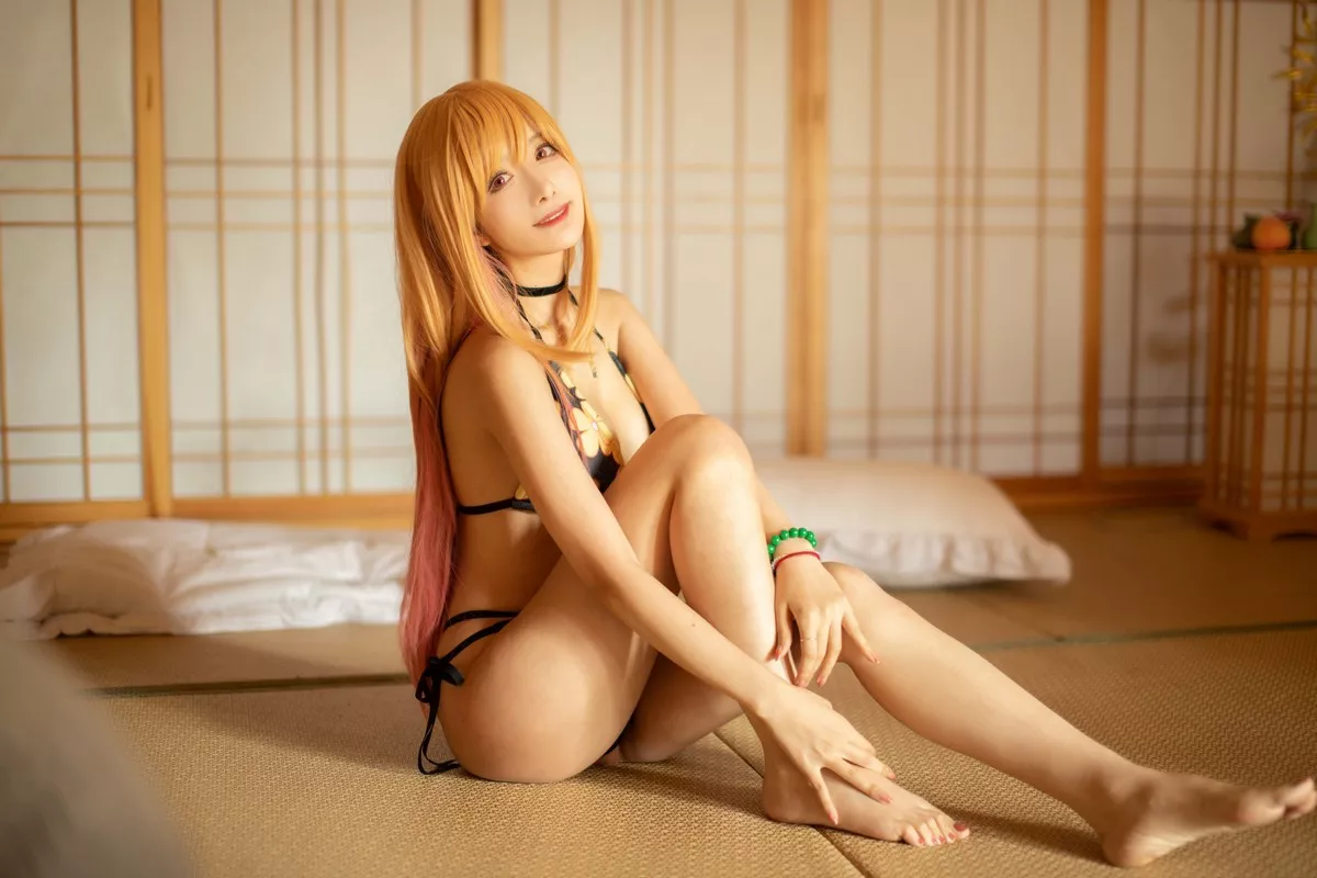 网络美女Shika小鹿鹿喜多川海梦泳装主题私房性感比基尼秀完美身材诱惑写真42P