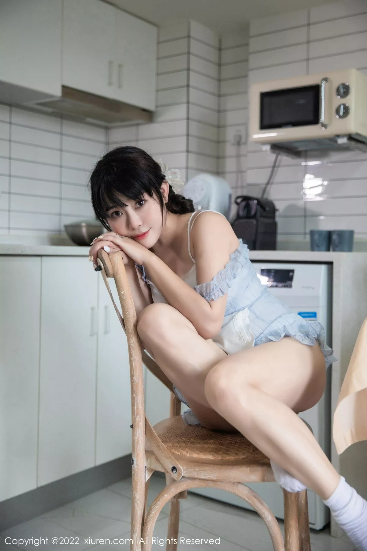 XiuRen第5834期_模特严利娅Yuliya私房性感浅蓝色女仆服饰秀翘臀美腿诱惑写真53P