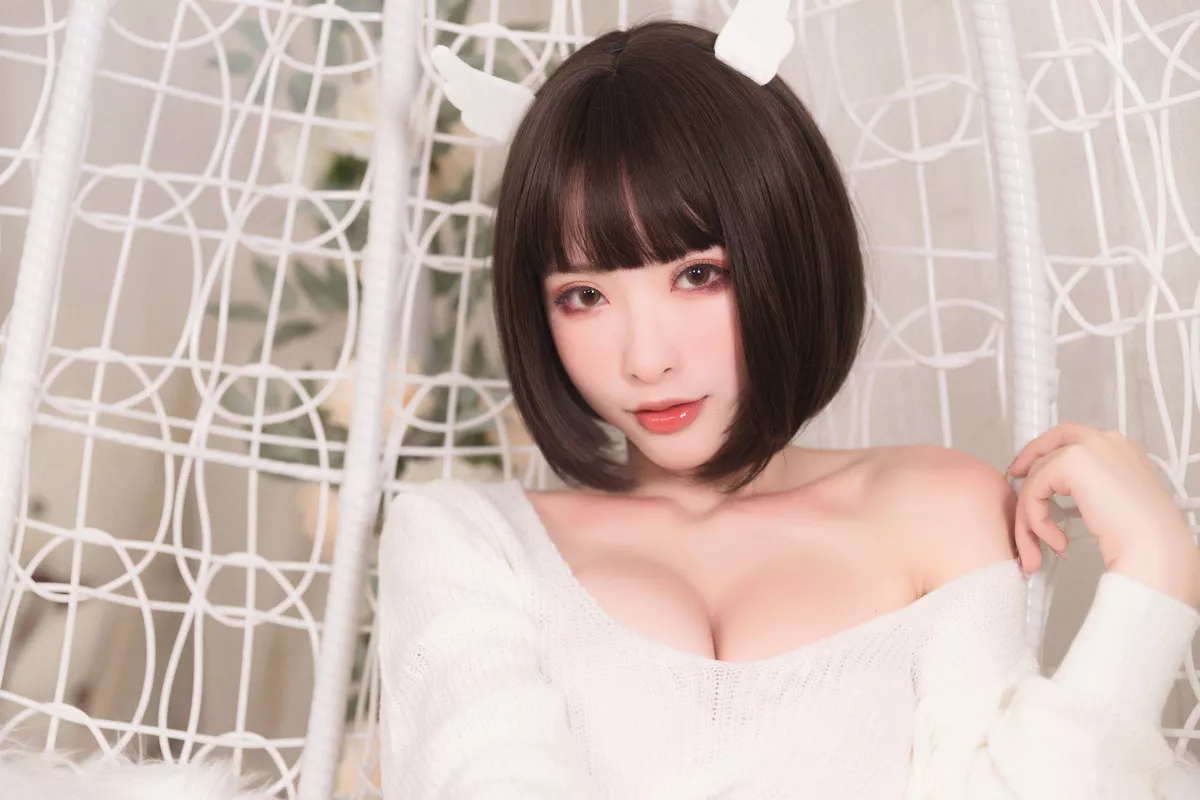 性感尤物清水由乃白色毛衣主题私房性感半截毛衣配破烂牛仔短裤惹火诱惑写真32P