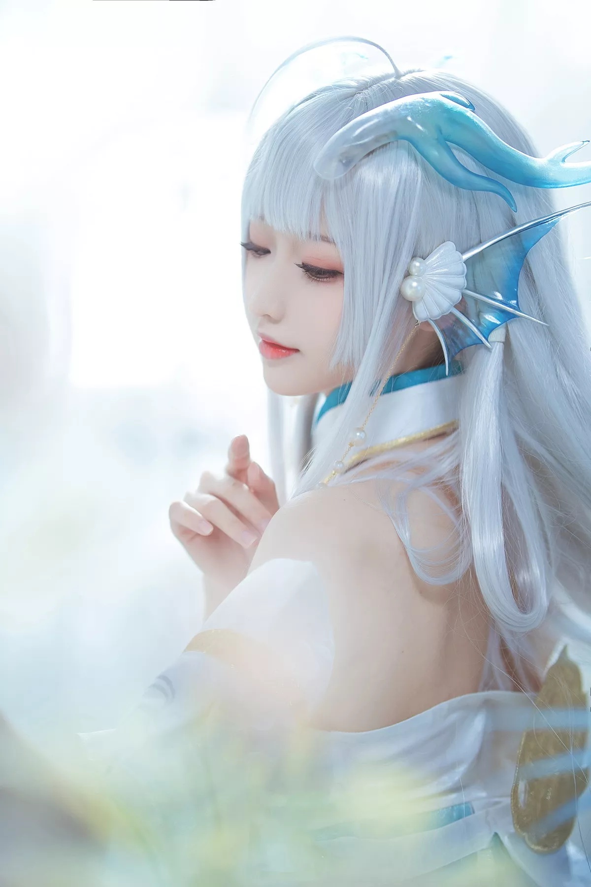 Coser小姐姐南宫西施主题私房性感露肩蓝色连衣裙秀白嫩美腿性感迷人写真27P