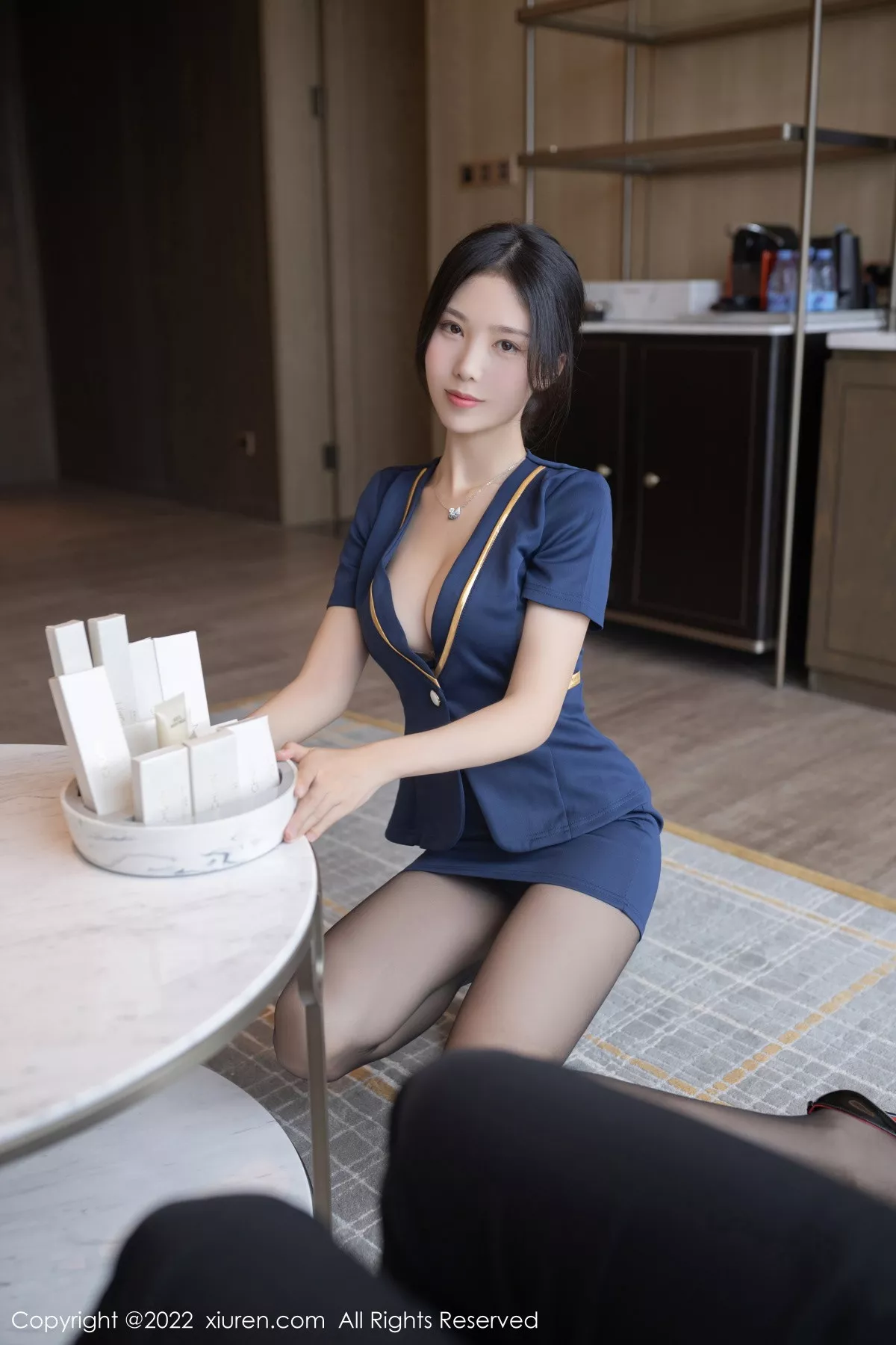 XiuRen第5866期_模特利世按摩技师角色深蓝套装露蓝色内衣秀曼妙身姿诱惑写真77P