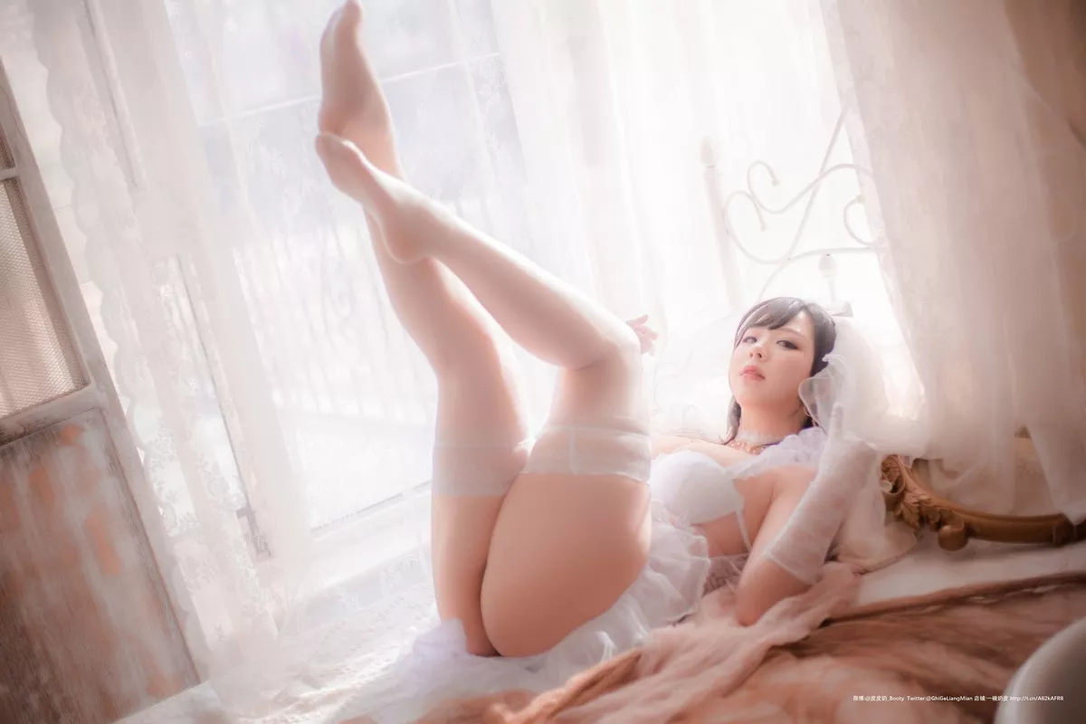 网络美女皮皮奶朦胧婚纱主题私房性感白色薄透婚纱露白色内衣完美诱惑写真66P