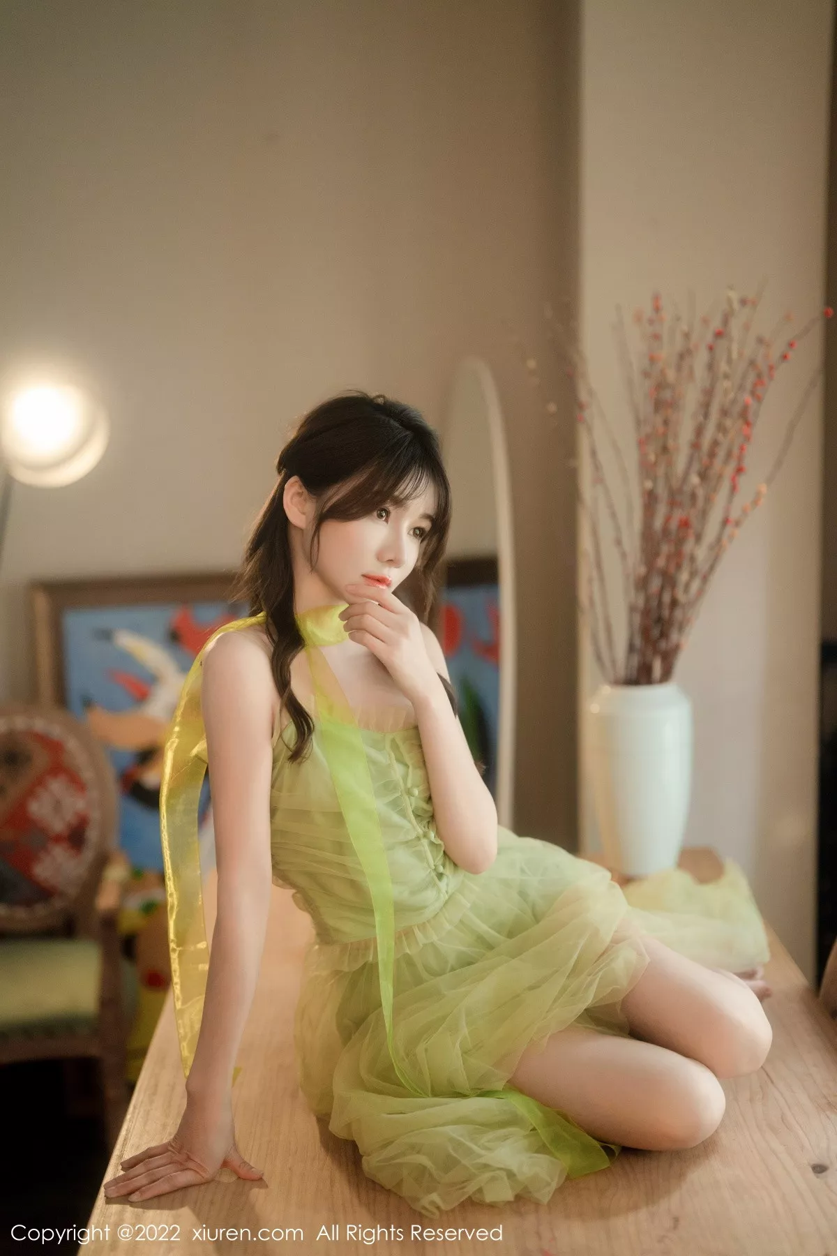 XiuRen第5875期_模特婠婠么私房性感淡绿色连衣裙秀曼妙身姿白嫩美腿诱惑写真85P