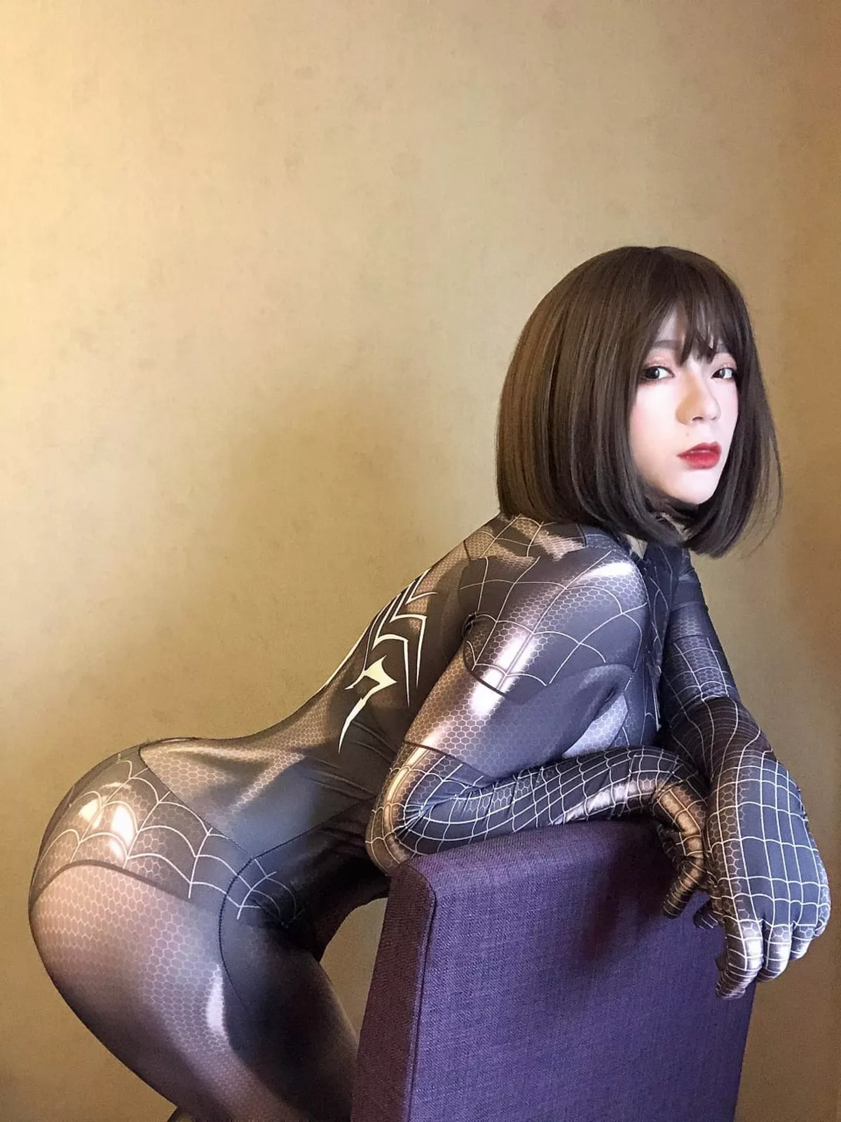 网络美女奶兔biubiu蜘蛛侠妹妹主题性感黑色蜘蛛侠服饰紧身秀完美身材诱惑写真87P