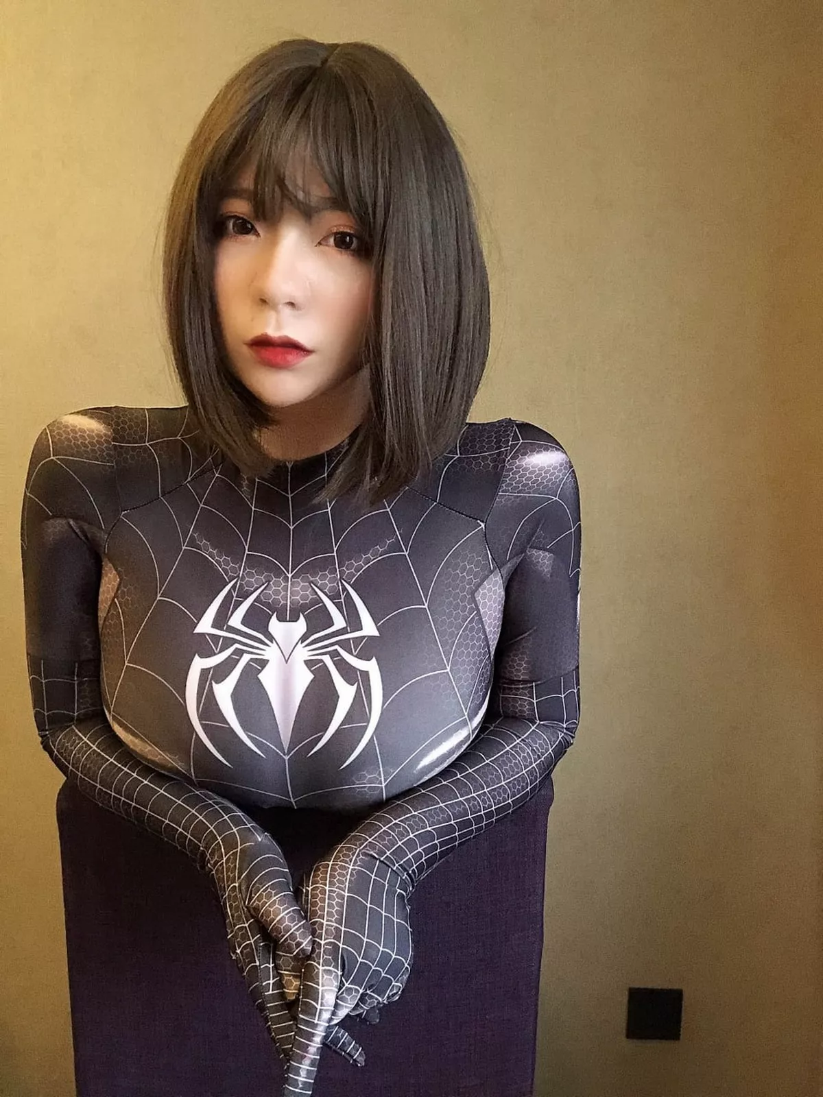 网络美女奶兔biubiu蜘蛛侠妹妹主题性感黑色蜘蛛侠服饰紧身秀完美身材诱惑写真87P