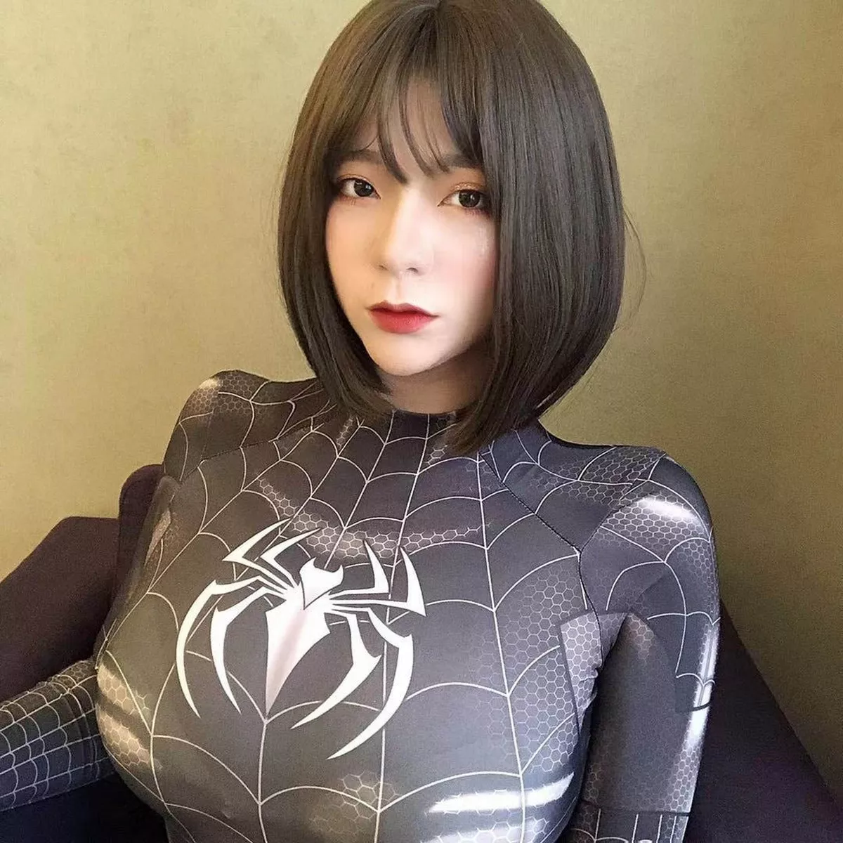 网络美女奶兔biubiu蜘蛛侠妹妹主题性感黑色蜘蛛侠服饰紧身秀完美身材诱惑写真87P
