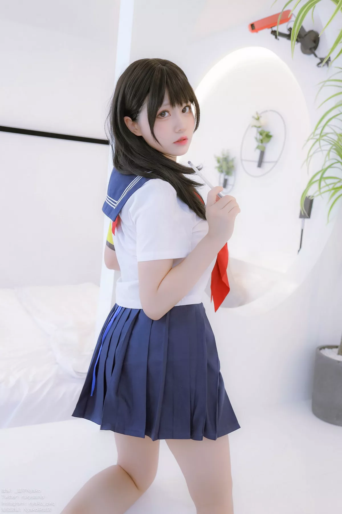 网络美女Nyako喵子风纪委员主题私房半脱性感学生装露风纪内衣撩人诱惑写真85P