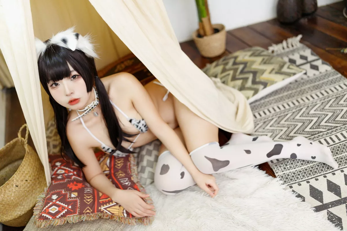 网络美女yuuhui玉汇＆胡桃猫宠物情人主题性感姐妹花私房内衣系列惹火诱惑写真170P