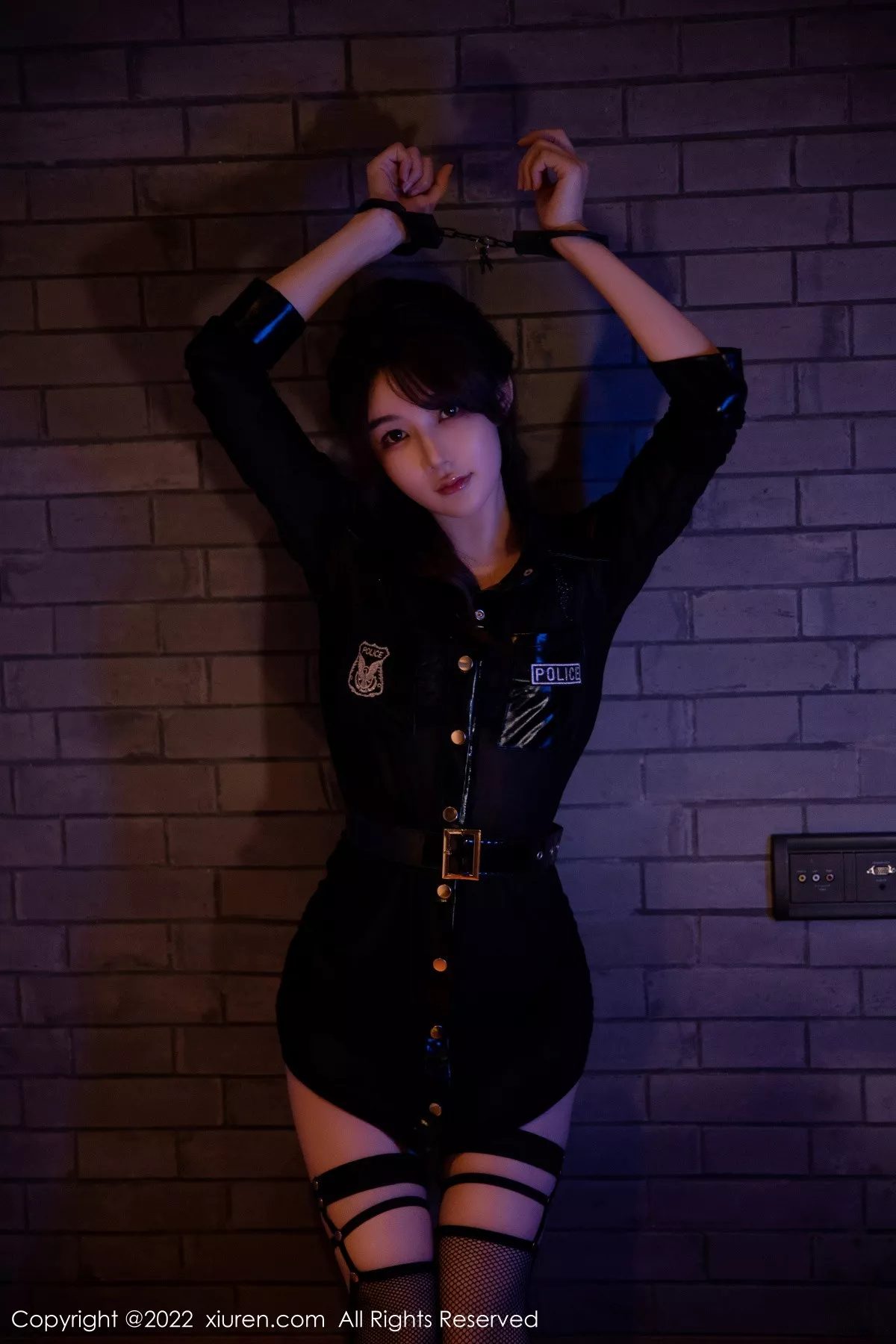 XiuRen第5931期_模特婠婠么性感黑色情趣制服露豹纹内衣秀绝美身材诱惑写真94P