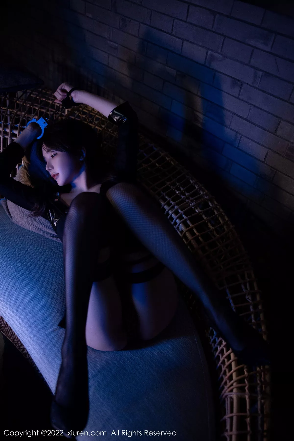 XiuRen第5931期_模特婠婠么性感黑色情趣制服露豹纹内衣秀绝美身材诱惑写真94P