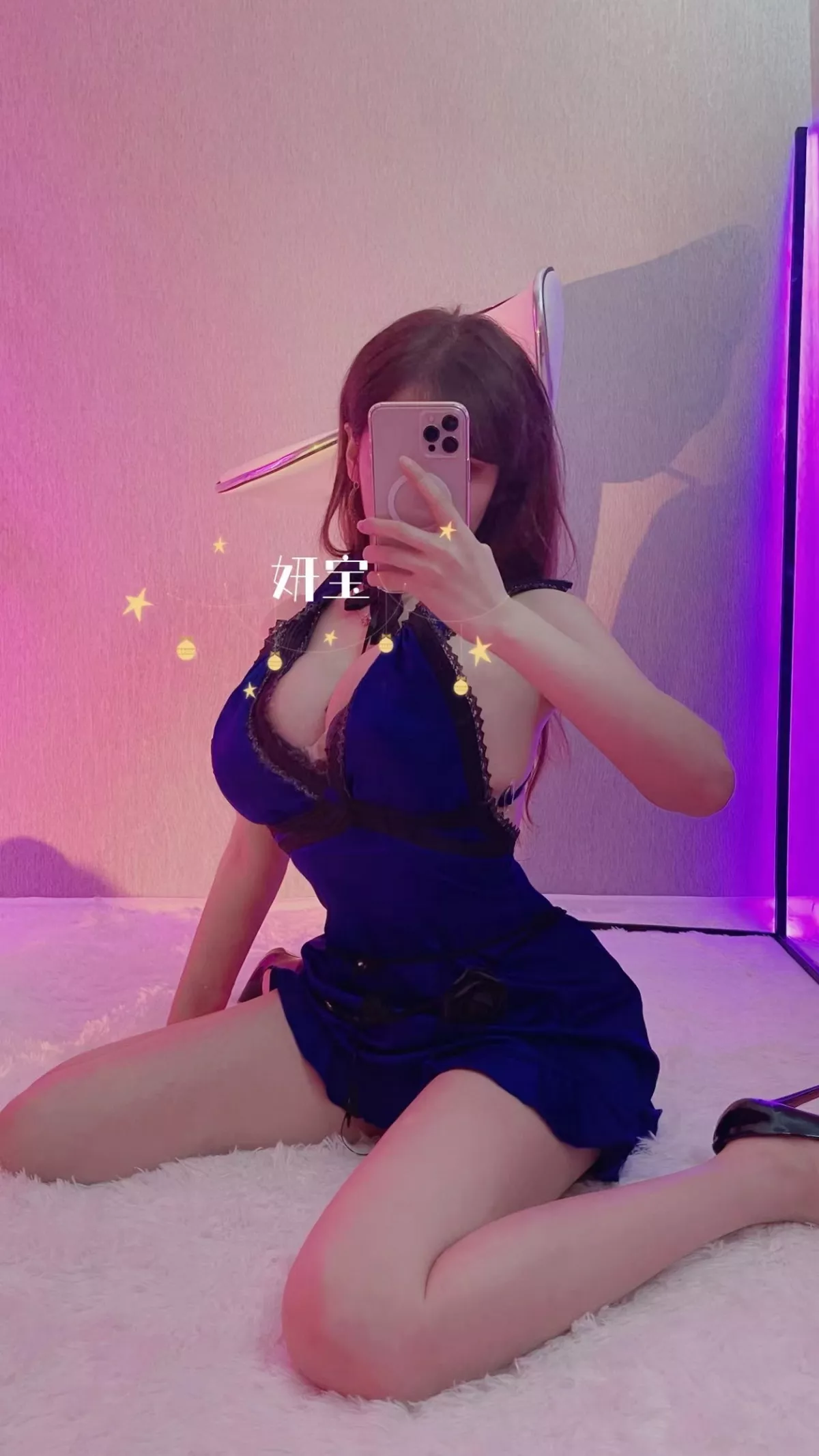 人气Coser啾小妍日常系列精选主题多套性感服饰秀完美身材靓丽迷人写真233P