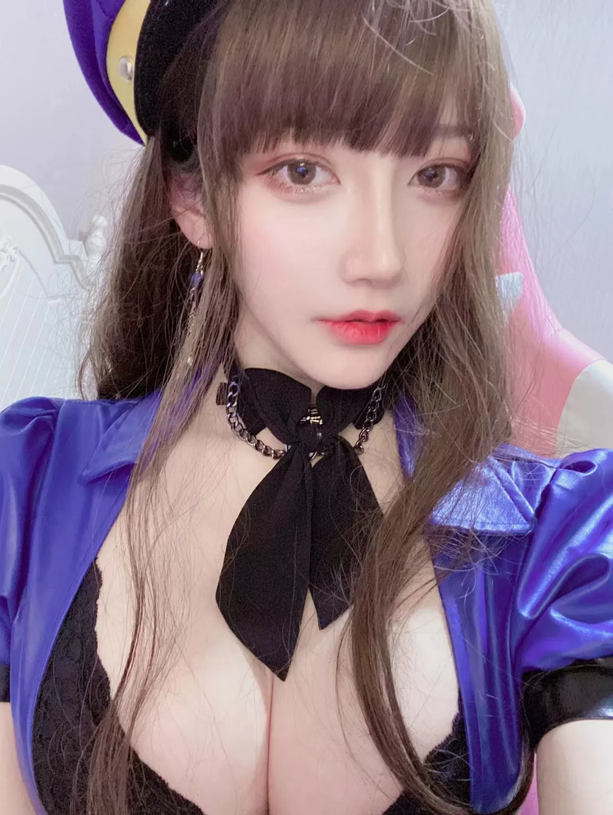 人气Coser啾小妍日常系列精选主题多套性感服饰秀完美身材靓丽迷人写真233P