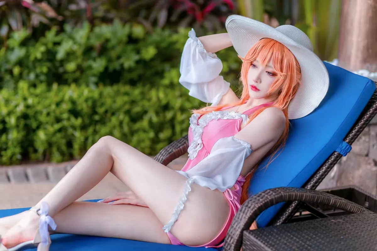 人气Coser啾小妍日常系列精选主题多套性感服饰秀完美身材靓丽迷人写真233P