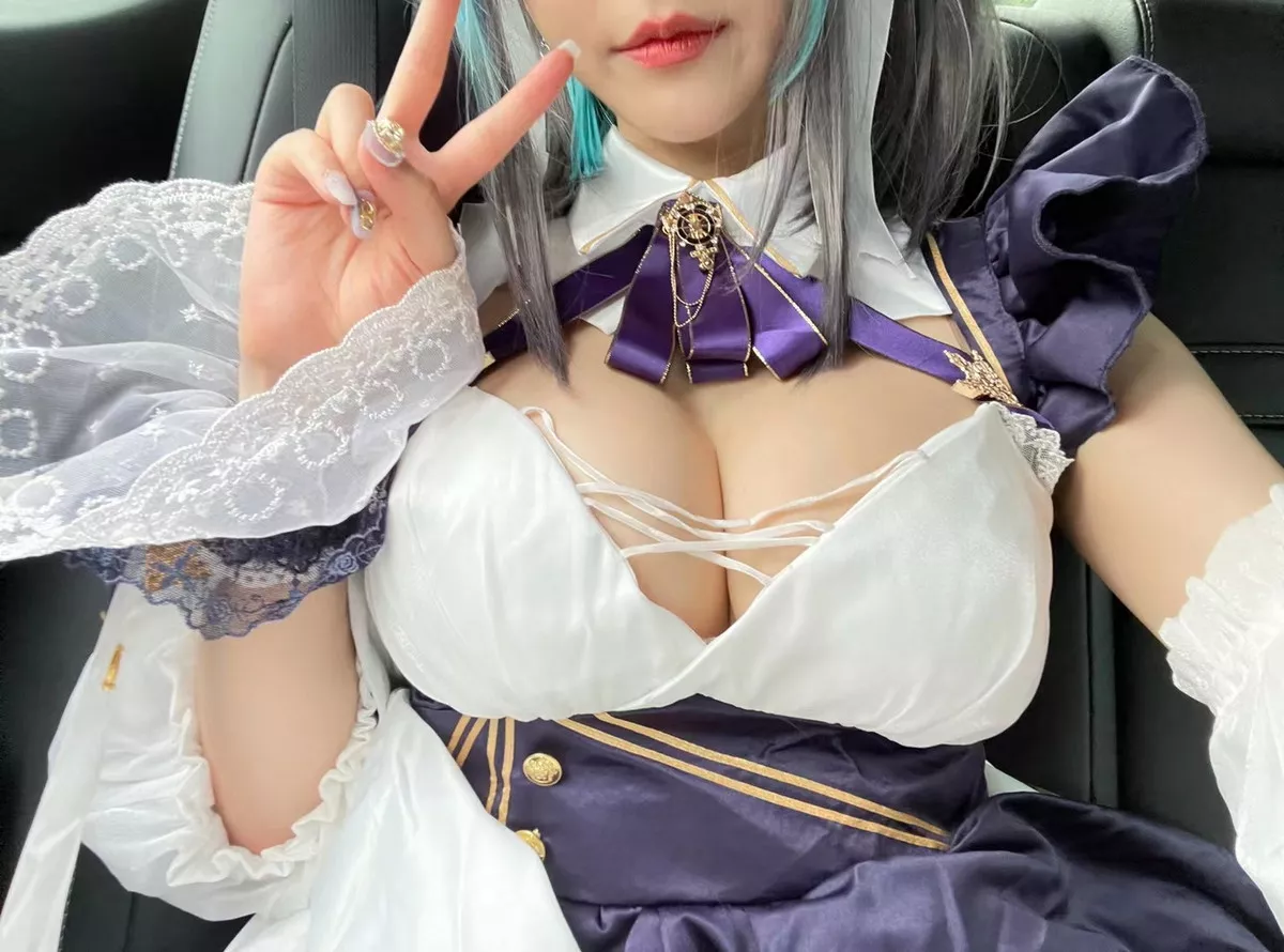 人气Coser啾小妍日常系列精选主题多套性感服饰秀完美身材靓丽迷人写真233P