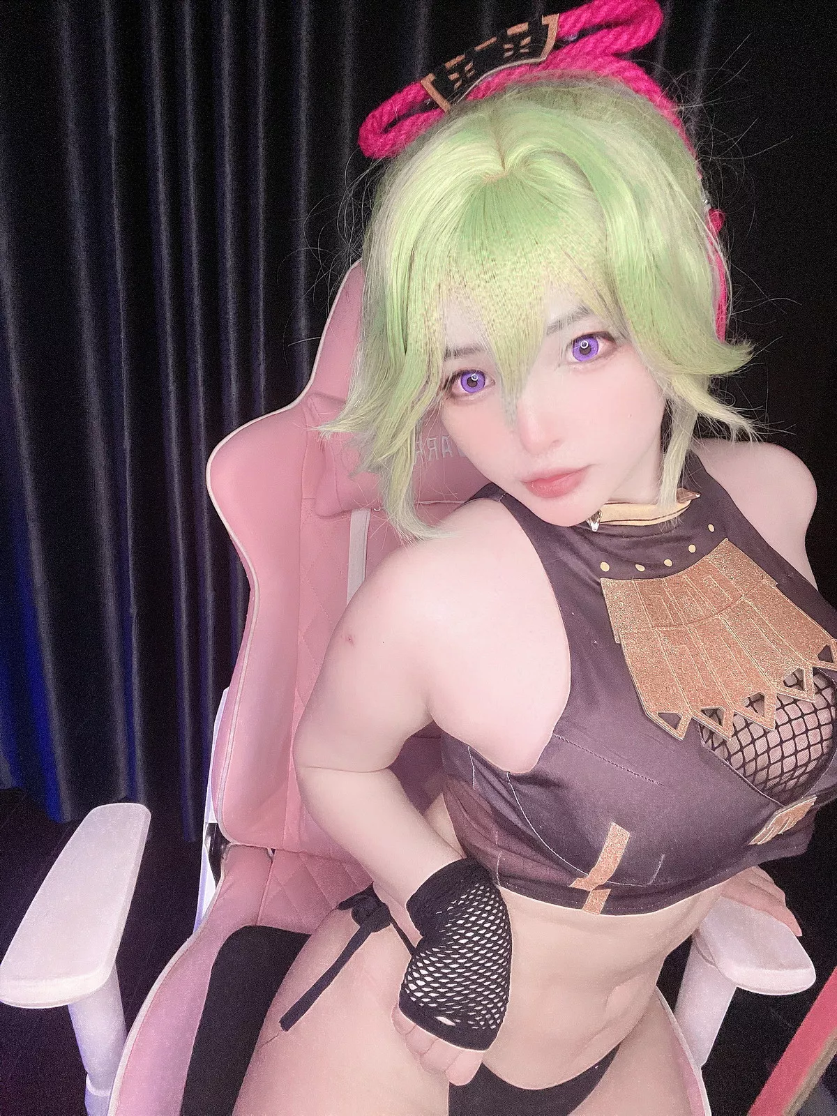 越南萌妹纸MiMiChan-Kuki Shinobu主题性感薄纱服饰半脱秀完美身材诱惑写真39P
