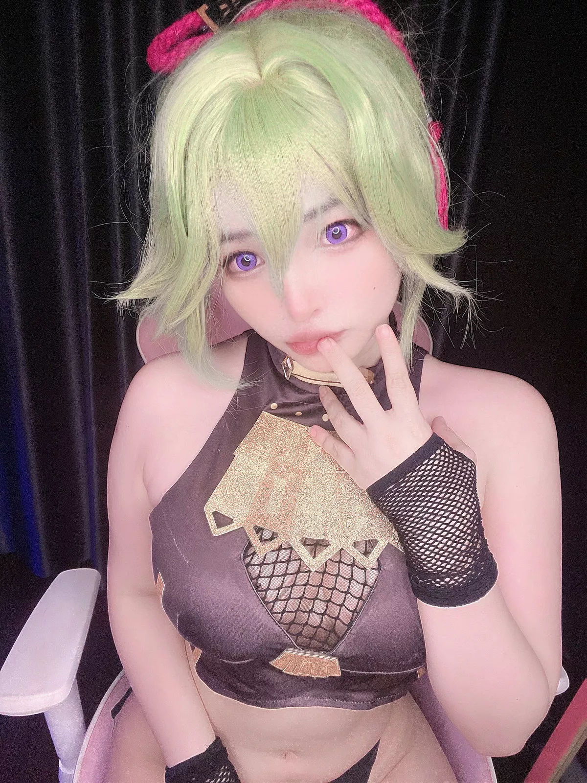 越南萌妹纸MiMiChan-Kuki Shinobu主题性感薄纱服饰半脱秀完美身材诱惑写真39P