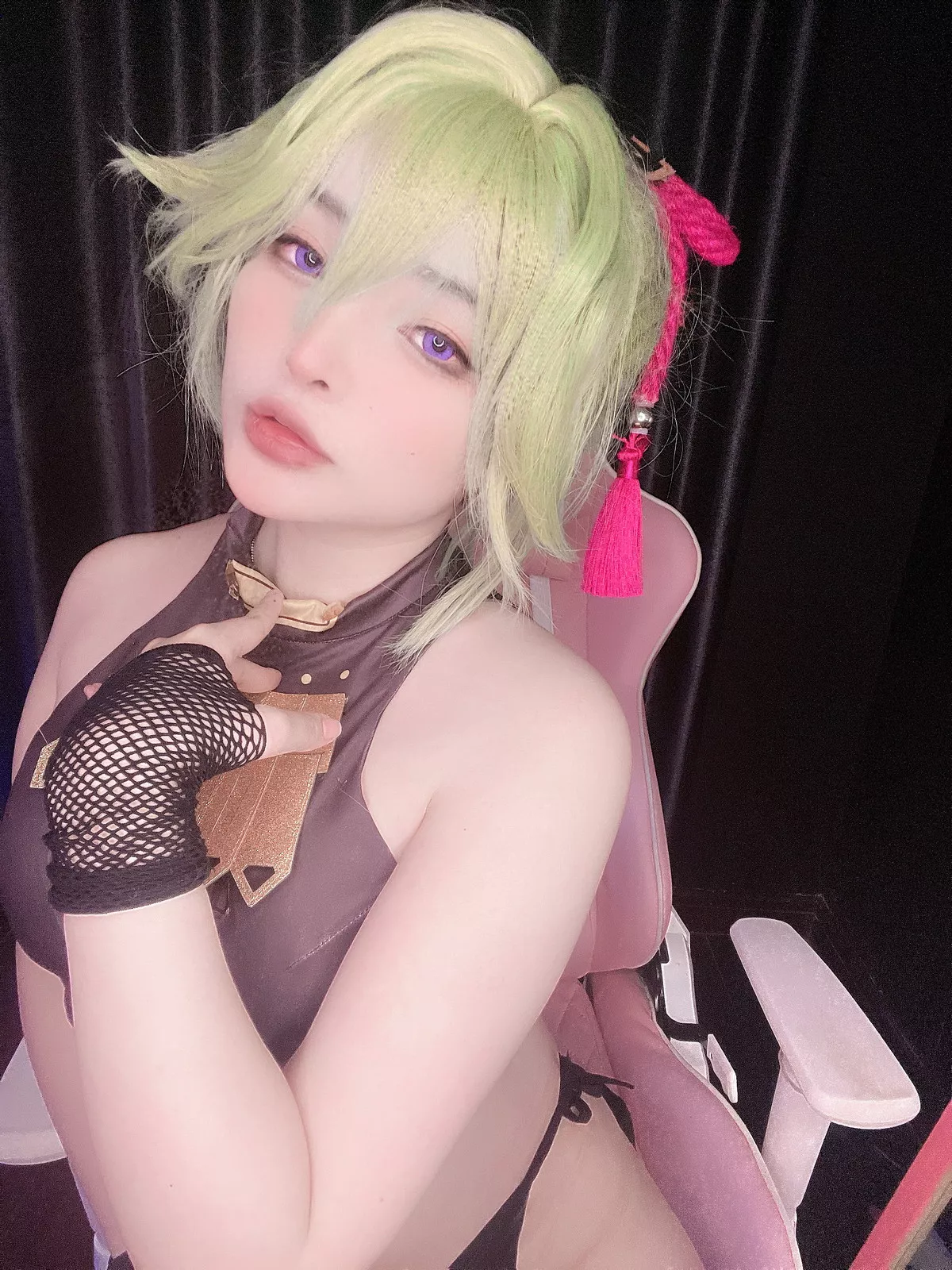越南萌妹纸MiMiChan-Kuki Shinobu主题性感薄纱服饰半脱秀完美身材诱惑写真39P