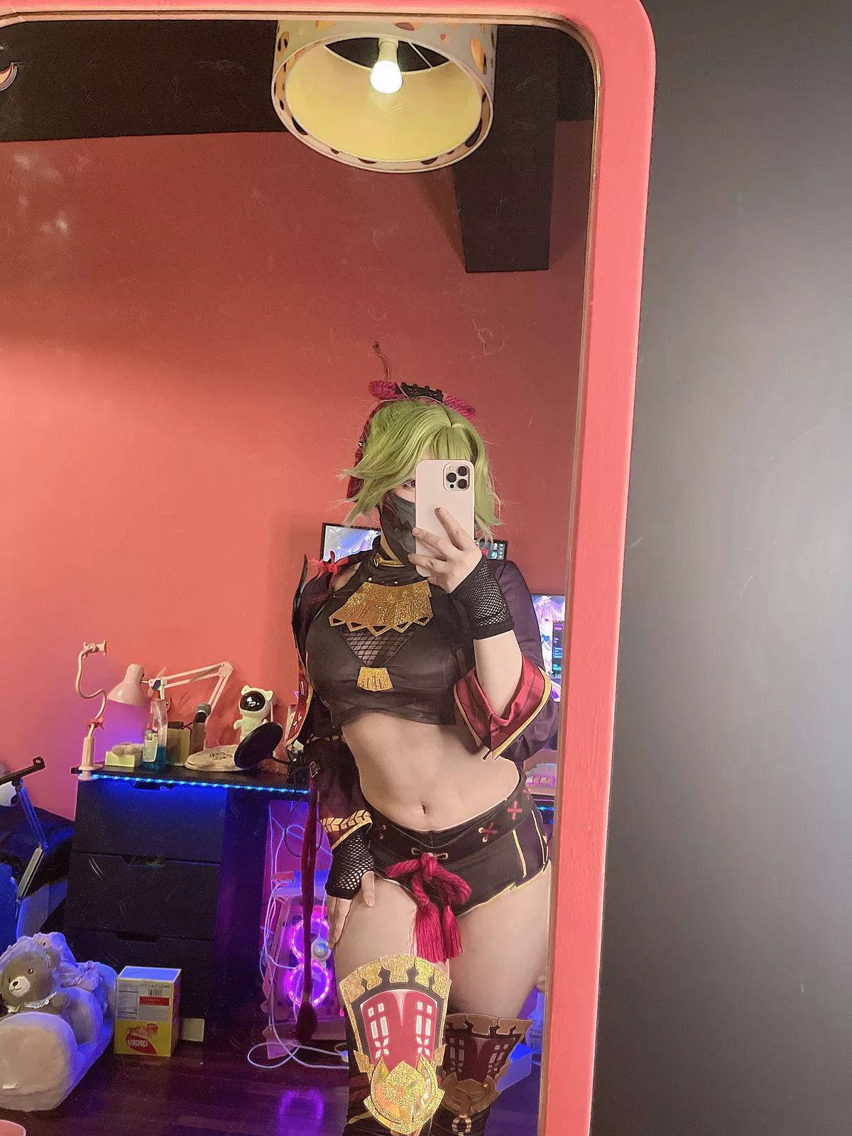 越南萌妹纸MiMiChan-Kuki Shinobu主题性感薄纱服饰半脱秀完美身材诱惑写真39P