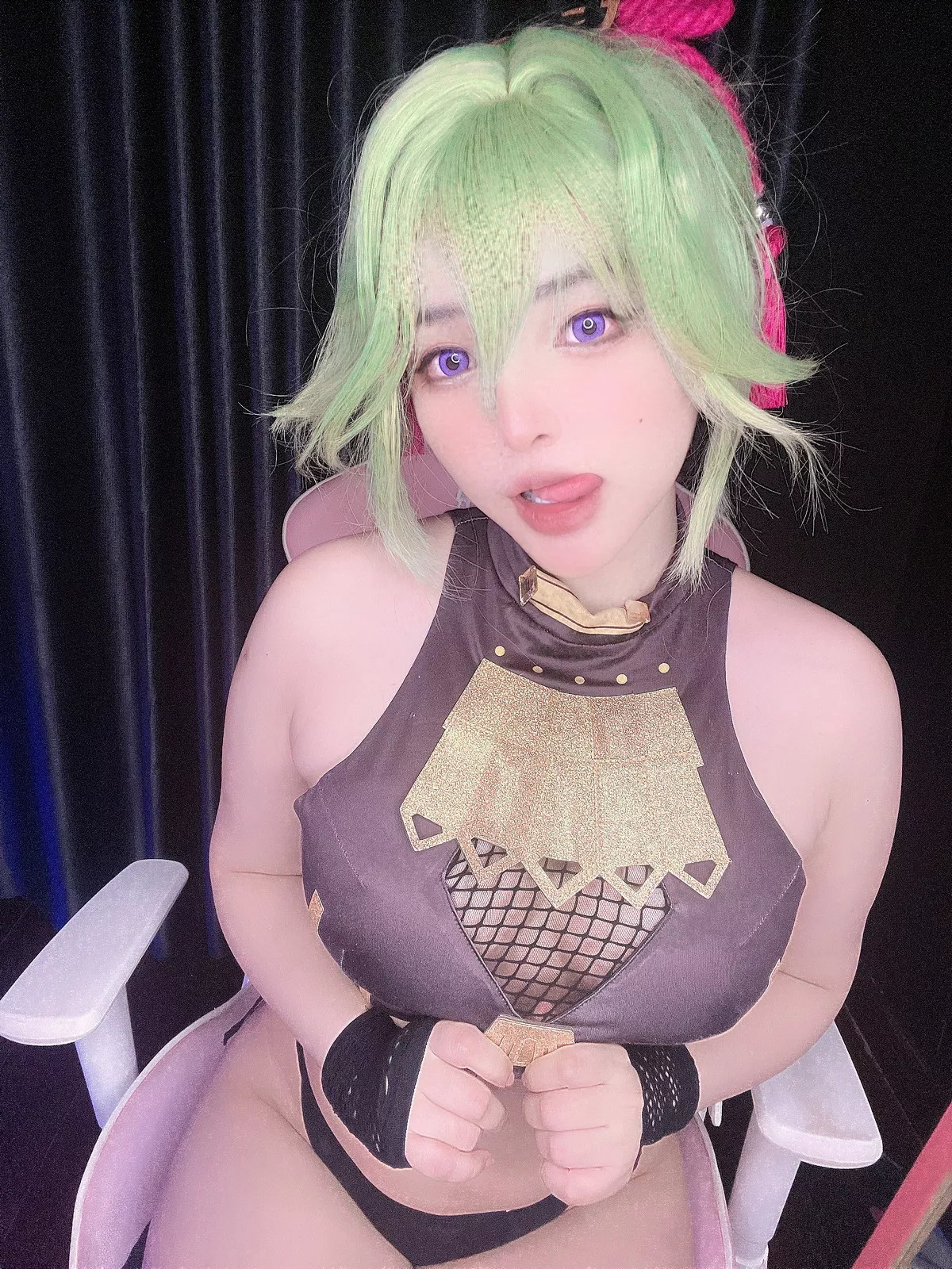 越南萌妹纸MiMiChan-Kuki Shinobu主题性感薄纱服饰半脱秀完美身材诱惑写真39P