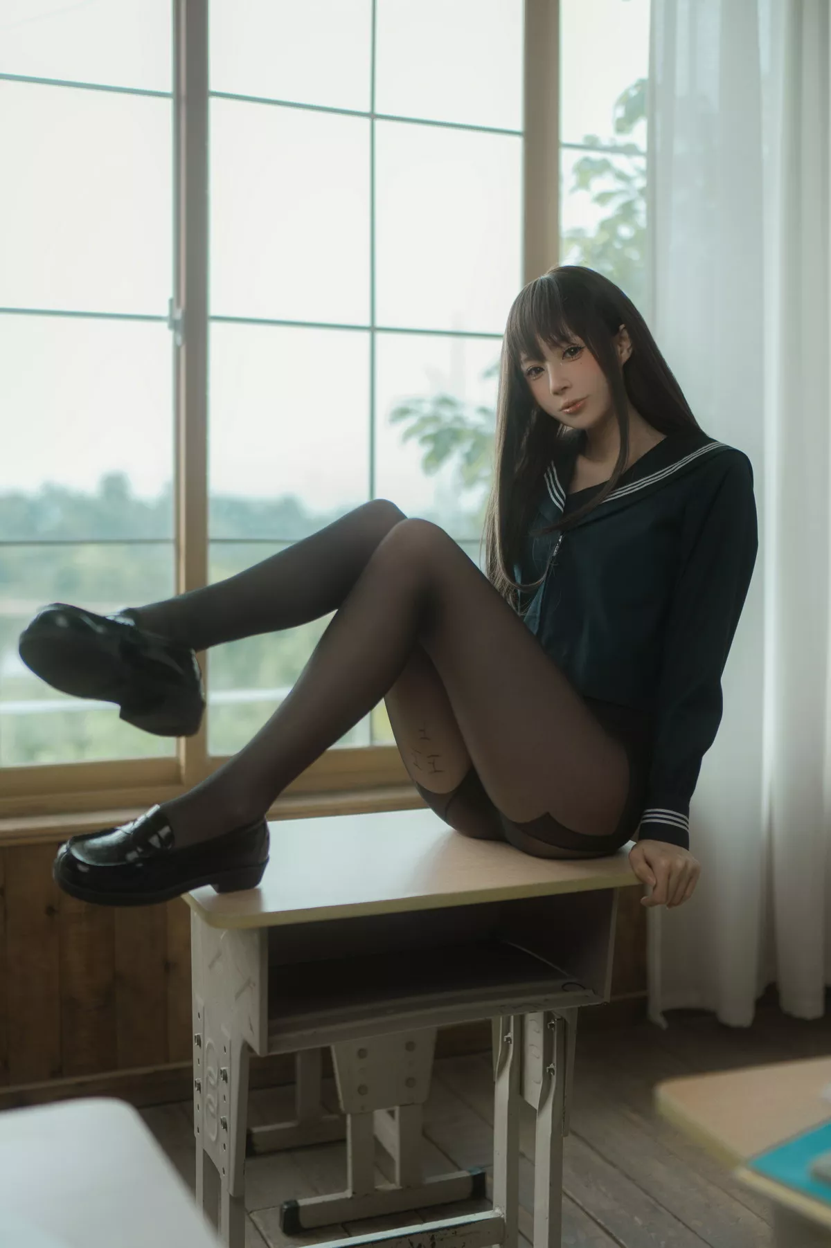 网络美女西园寺南歌与班长的游戏主题教室里性感制服露黑色蕾丝内衣诱惑写真137P