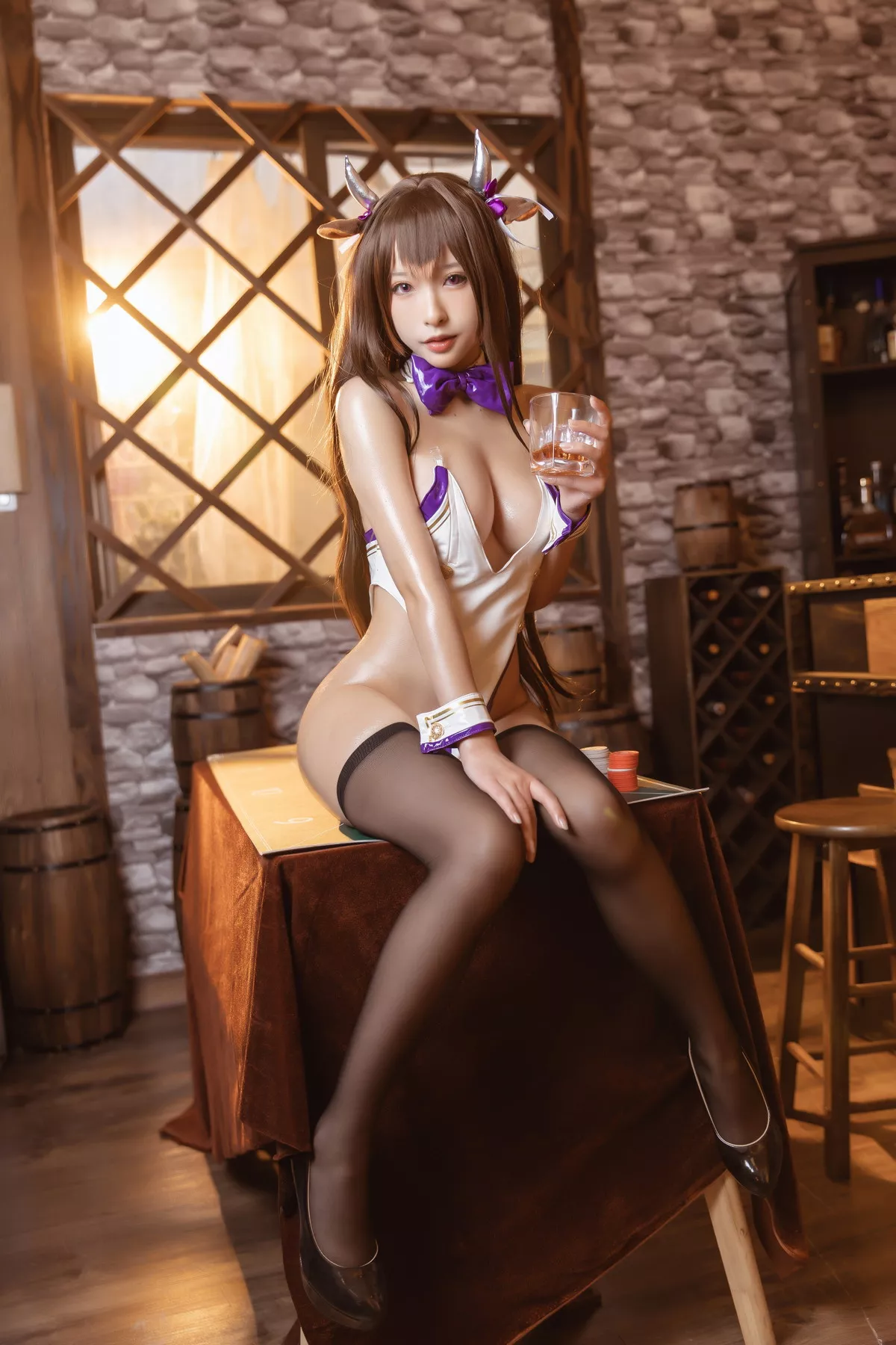 性感尤物清水由乃樫野兔女郎主题性感白色连体衣配黑丝袜秀油亮翘臀诱惑写真42P