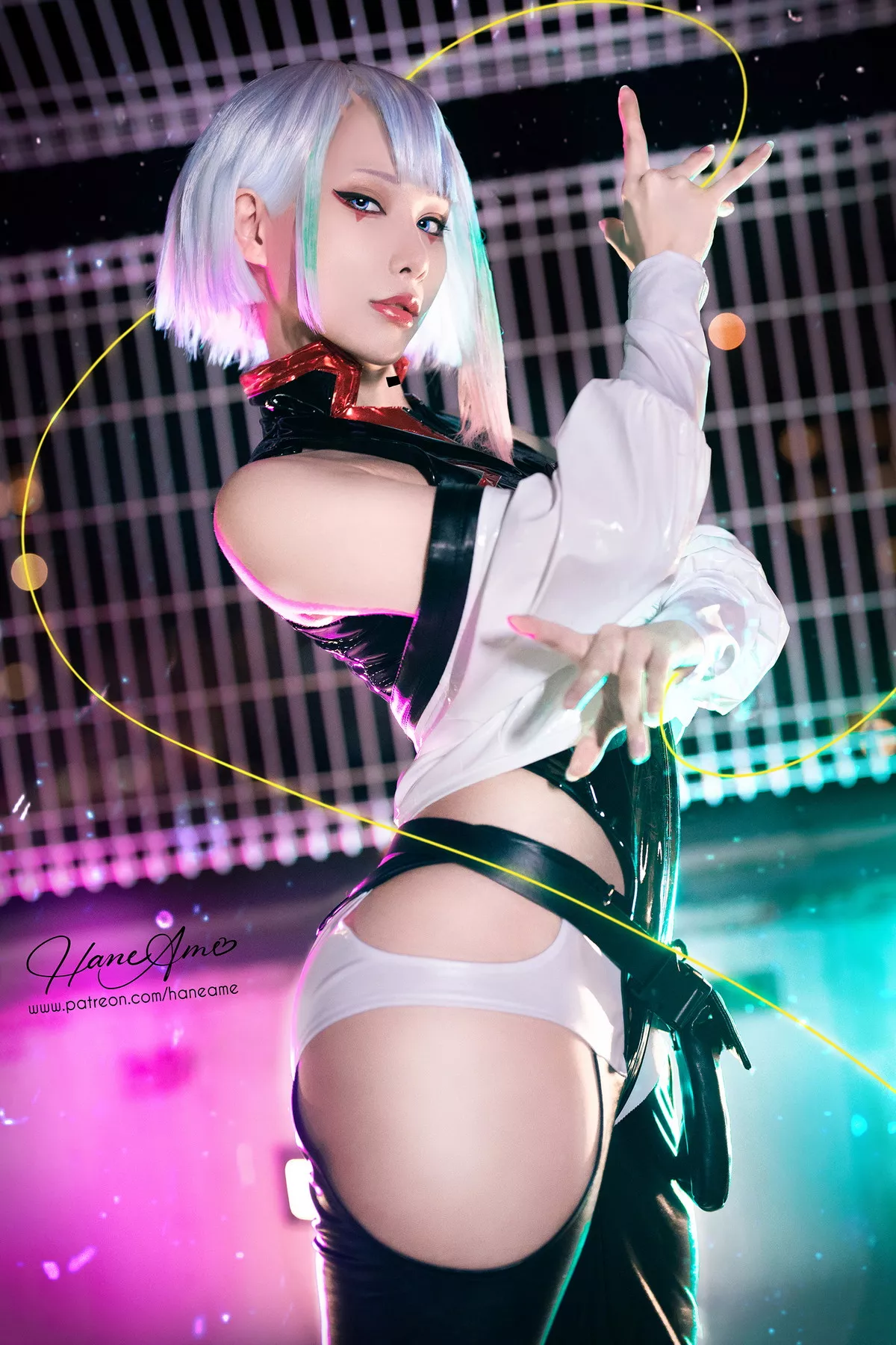 Coser美女雨波_HaneAme-Cyberpunk Lucy主题私房浴缸黑色三点式内衣诱惑写真35P