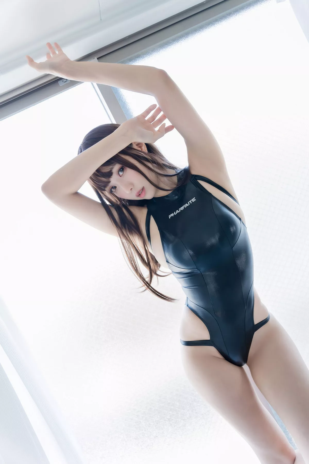 Coser妹子Ely_eee竞泳水手服主题泳池黑色皮质连体泳衣秀完美身材诱惑写真73P