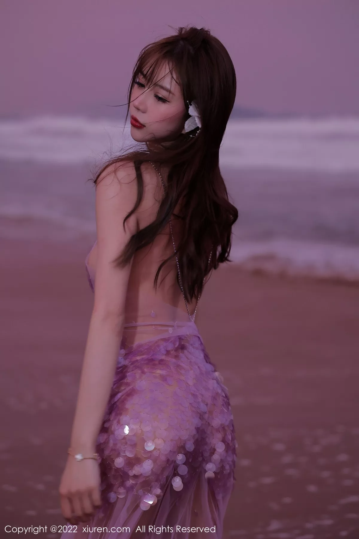 XiuRen第5890期_模特tina_甜仔海南旅拍沙滩场景粉色真空裙秀凹凸身材诱惑写真53P