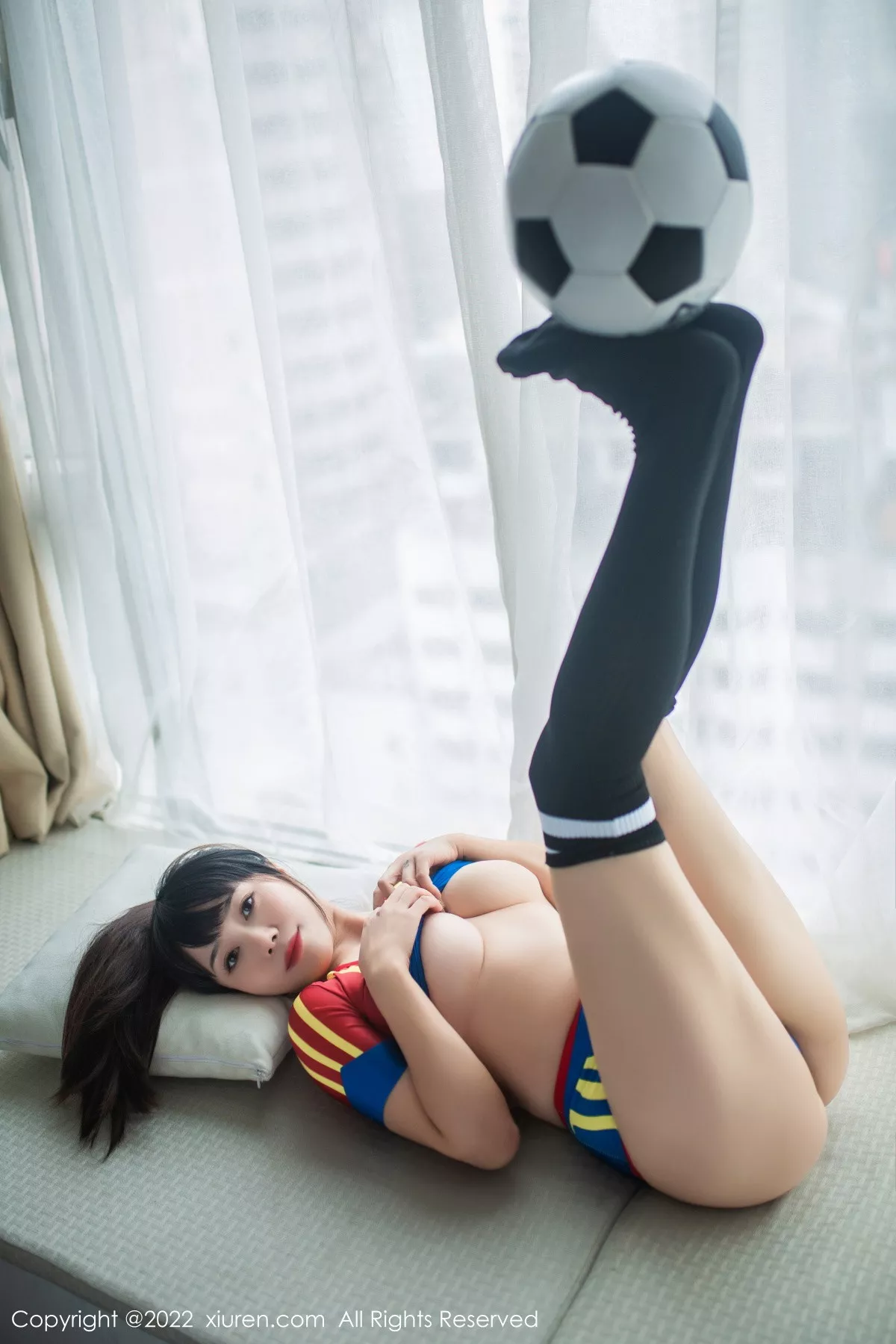 XiuRen第5974期_模特严利娅Yuliya足球宝贝主题性感运动球服秀完美身材迷人写真60P