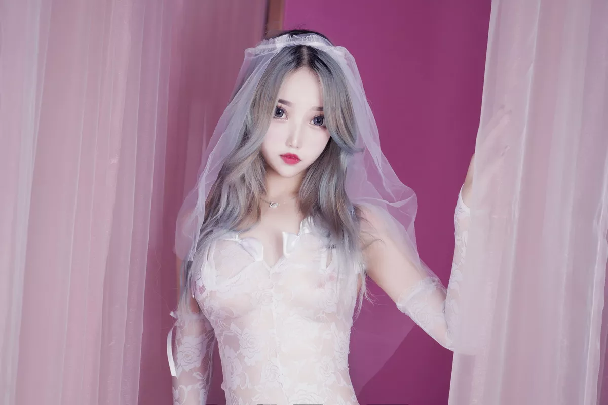 网络美女Eloise软软入水蕾丝主题私房浴缸芭比娃娃装扮白色蕾丝内衣湿身诱惑写真35P