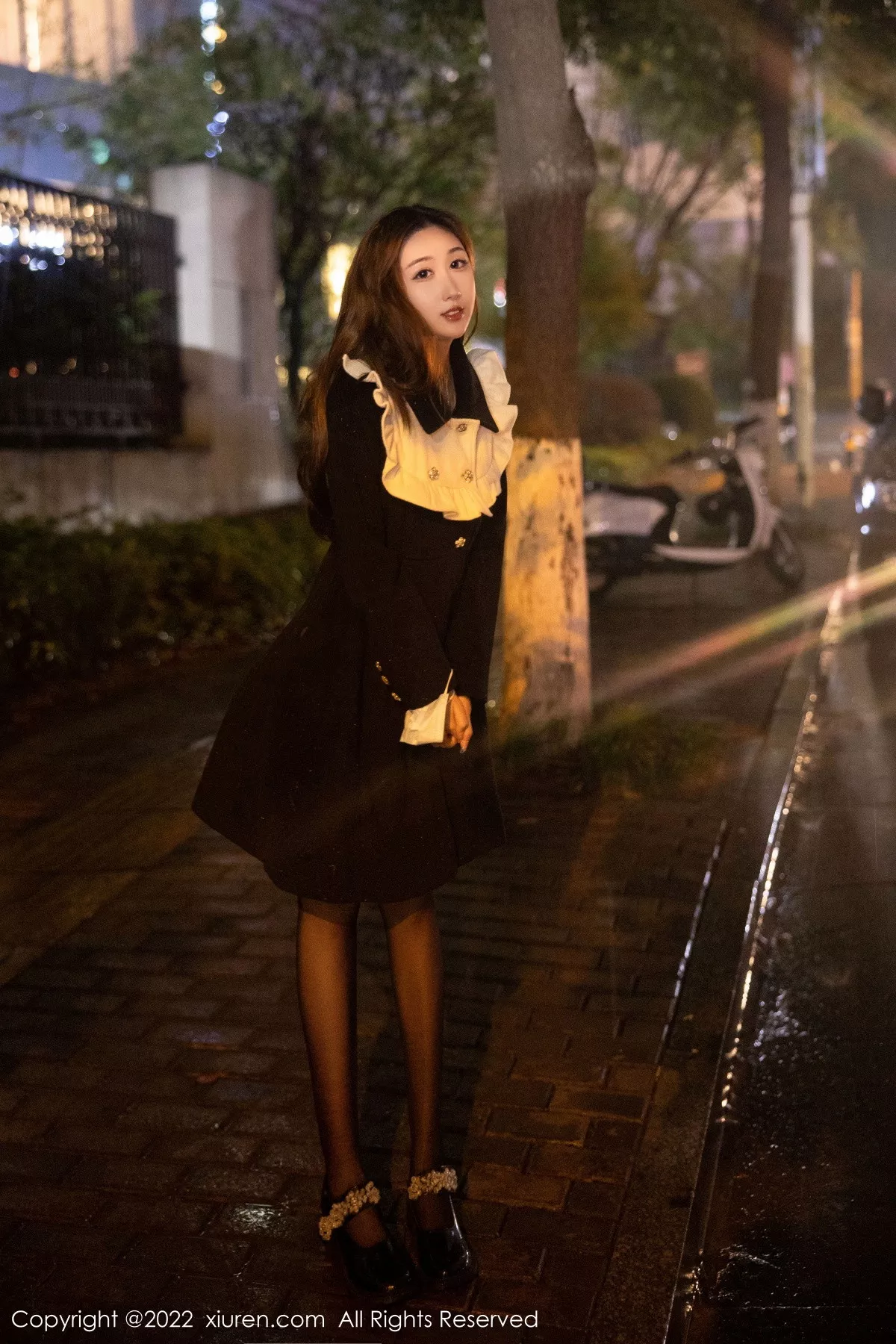 XiuRen第5984期_模特江真真浴缸场景性感黑色蕾丝内衣秀曼妙身姿迷人诱惑写真78P