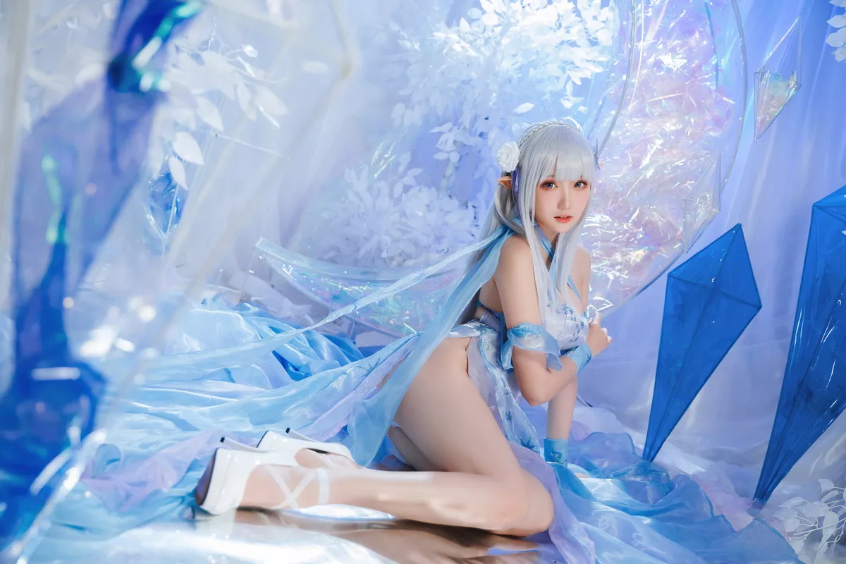 Coser美女瓜希酱水晶礼服主题绝美精灵装扮性感薄纱礼裙秀白嫩肌肤诱惑写真28P