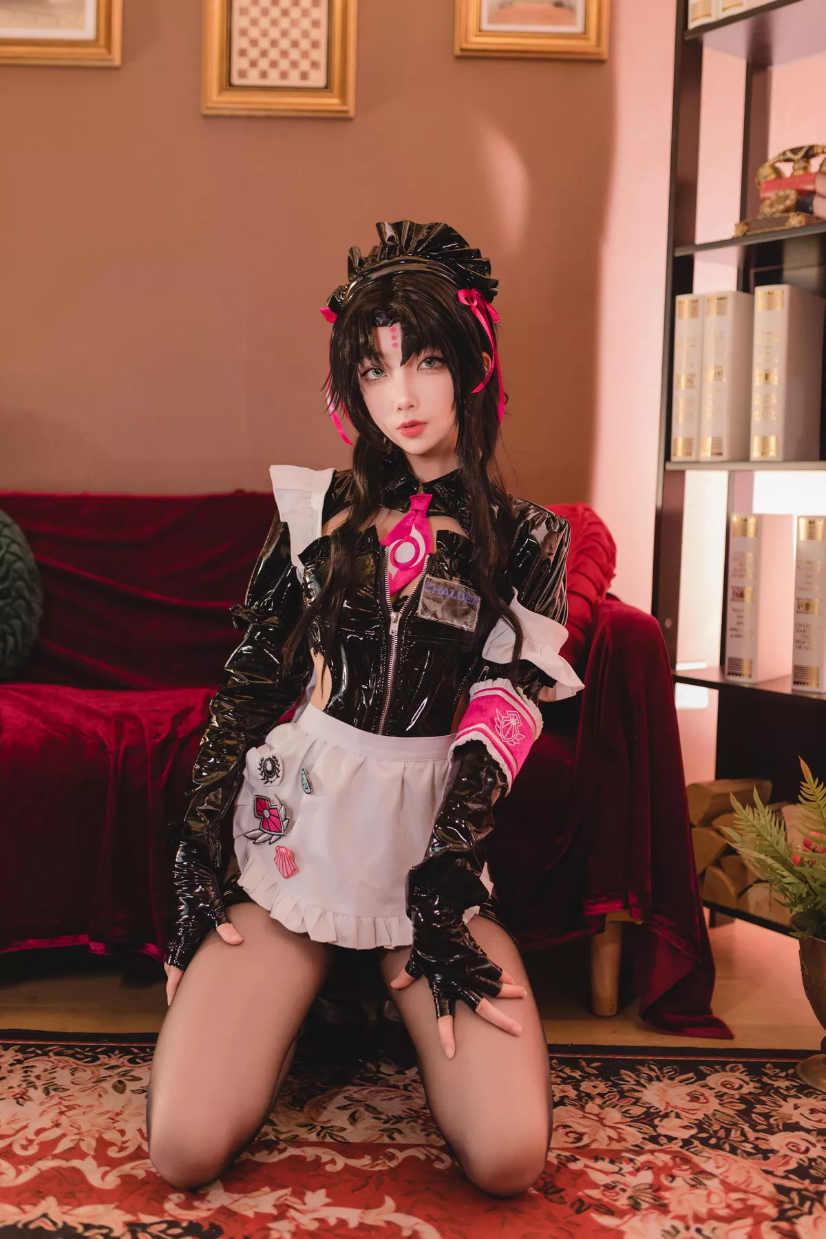 网络美女杏仁曲奇杀生院主题性感黑色皮质情趣服饰配破烂黑丝秀美腿诱惑写真38P