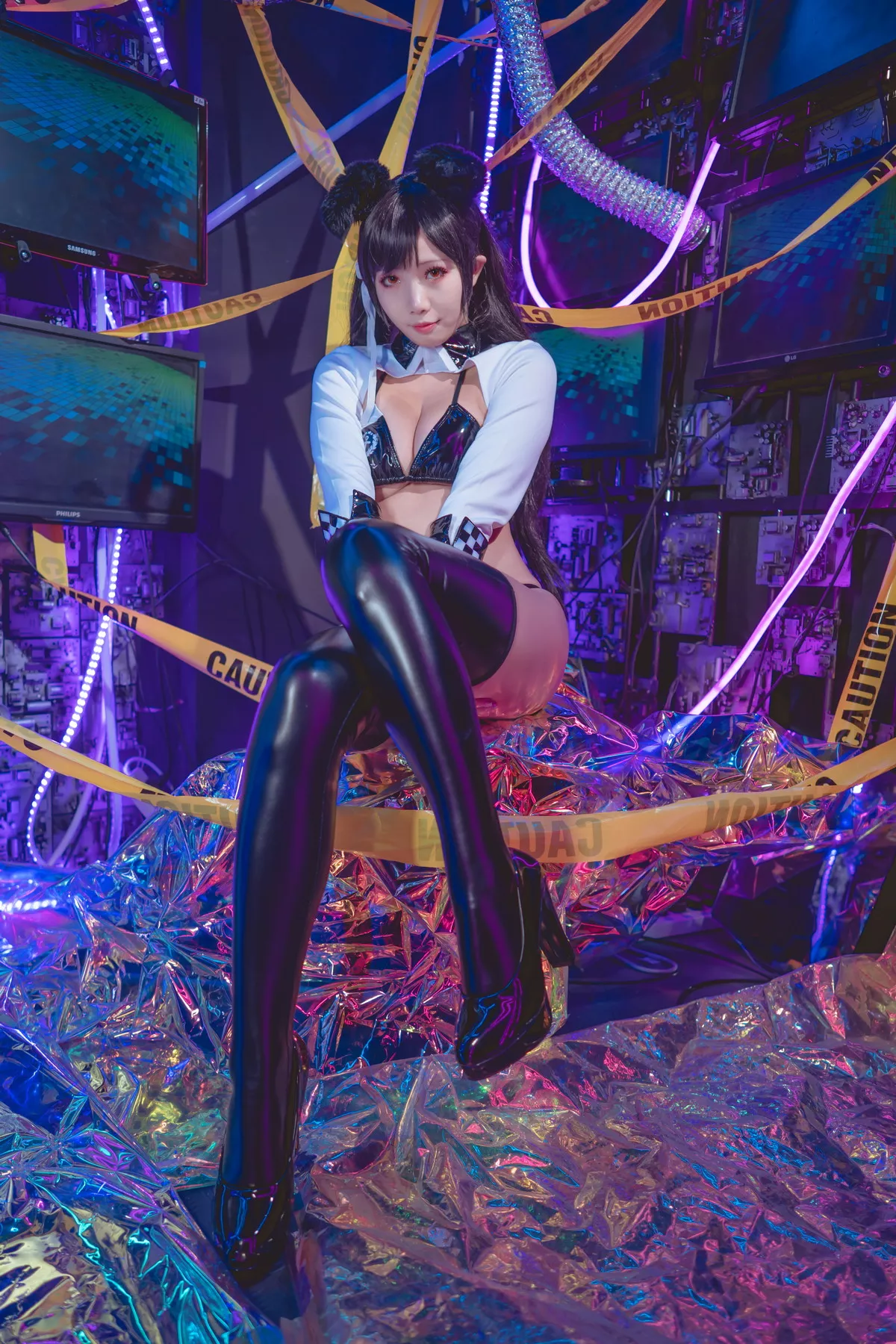 网络美女墨玉-M爱宕机车服主题性感服饰露黑色皮质内衣配皮腿袜撩人诱惑写真55P