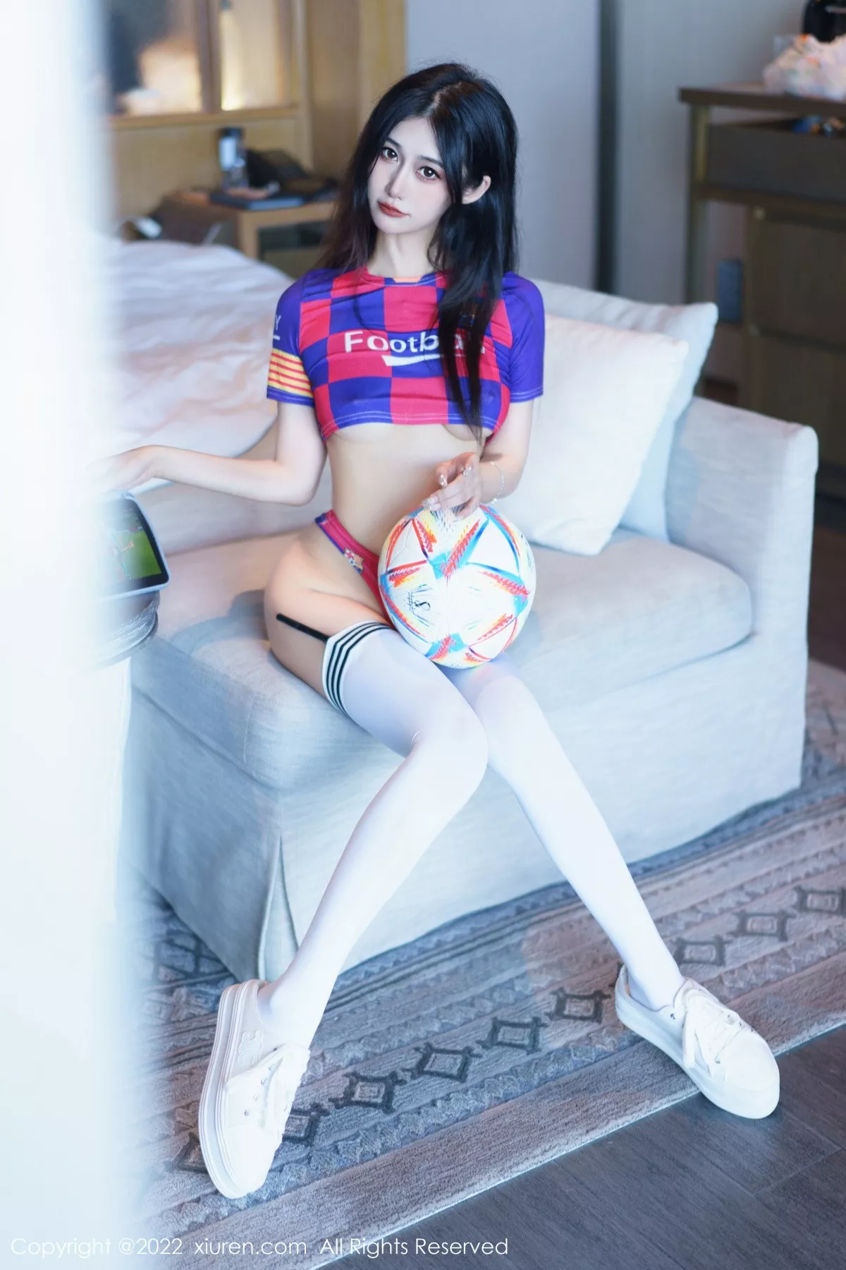 XiuRen第6004期_模特laura阿姣三亚旅拍足球宝贝主题性感球服秀完美身材诱惑写真71P