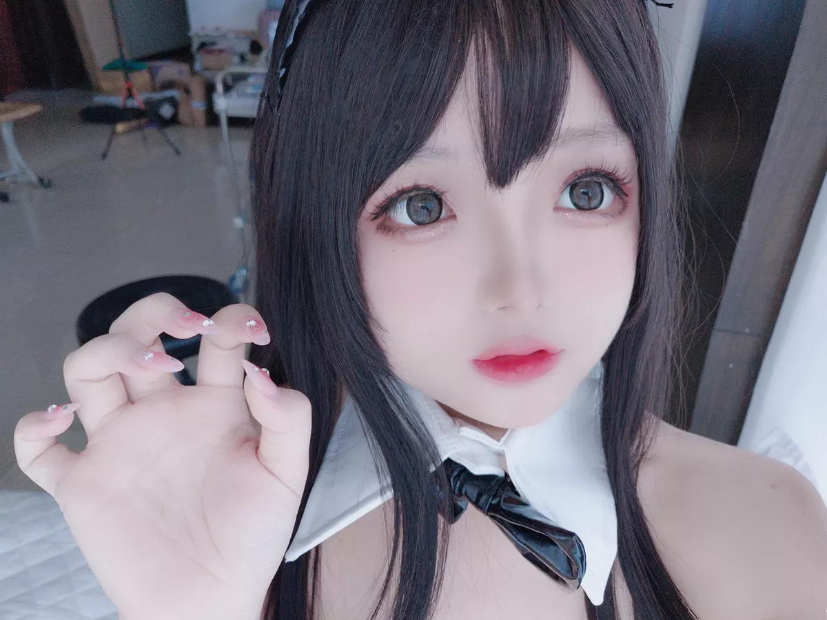 Cosplay美女日奈娇透明兔女郎主题私房性感薄透连体衣秀惹火身材撩人诱惑写真60P