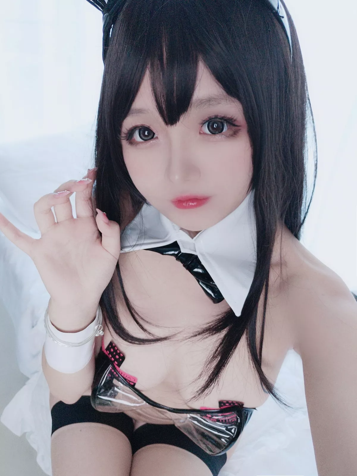 Cosplay美女日奈娇透明兔女郎主题私房性感薄透连体衣秀惹火身材撩人诱惑写真60P