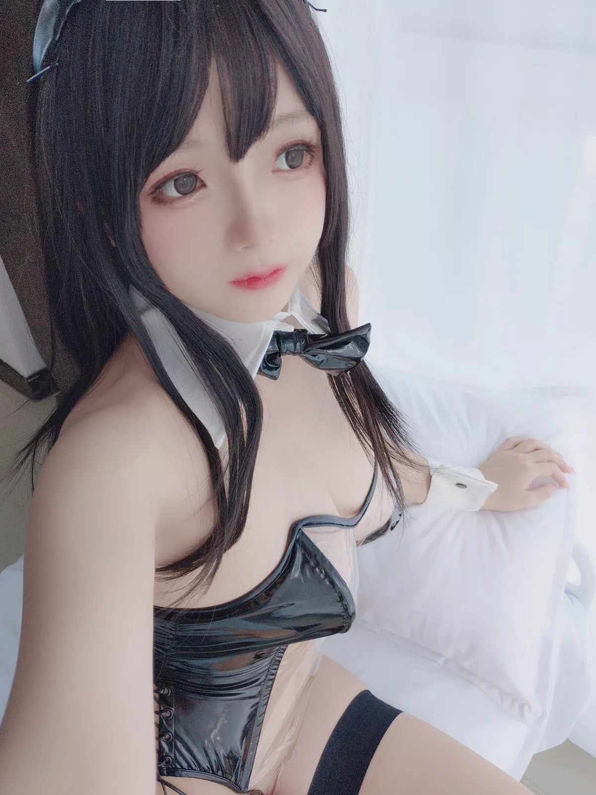 Cosplay美女日奈娇透明兔女郎主题私房性感薄透连体衣秀惹火身材撩人诱惑写真60P