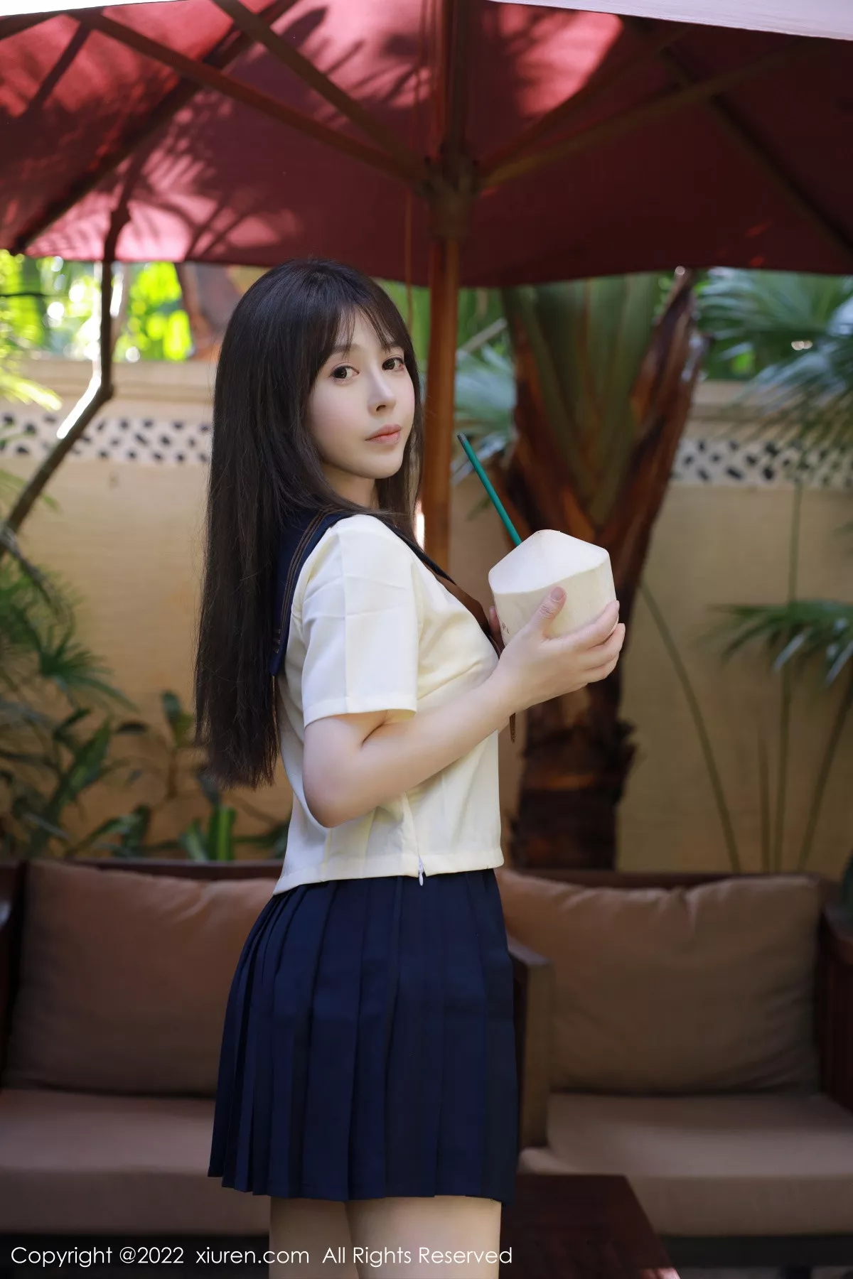 XiuRen第6021期_女神Evelyn艾莉南京旅拍户外性感白色水手服秀完美身材诱惑写真66P