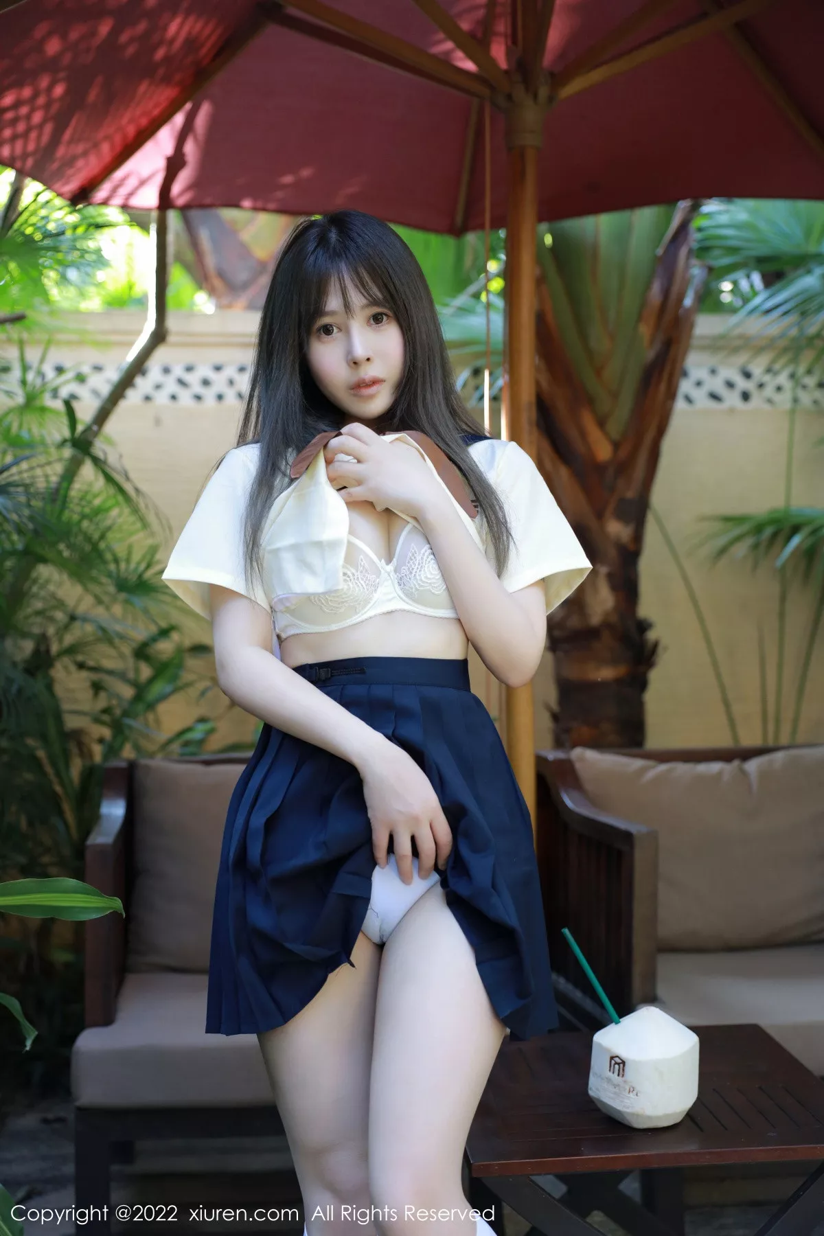 XiuRen第6021期_女神Evelyn艾莉南京旅拍户外性感白色水手服秀完美身材诱惑写真66P