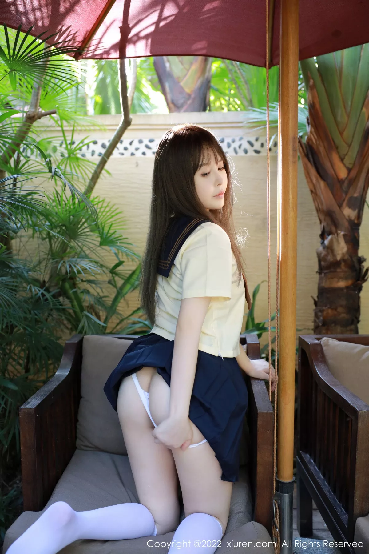 XiuRen第6021期_女神Evelyn艾莉南京旅拍户外性感白色水手服秀完美身材诱惑写真66P