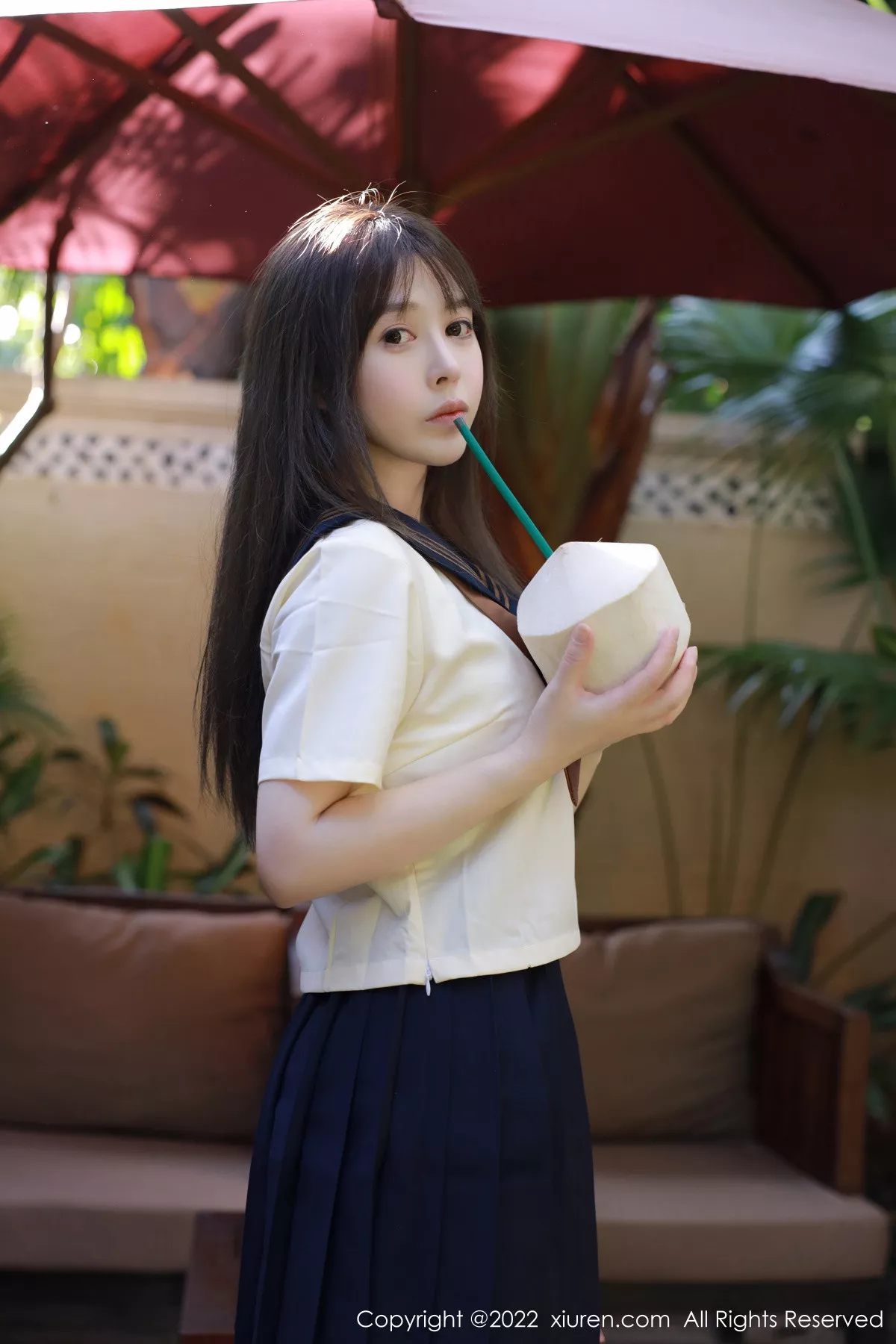 XiuRen第6021期_女神Evelyn艾莉南京旅拍户外性感白色水手服秀完美身材诱惑写真66P