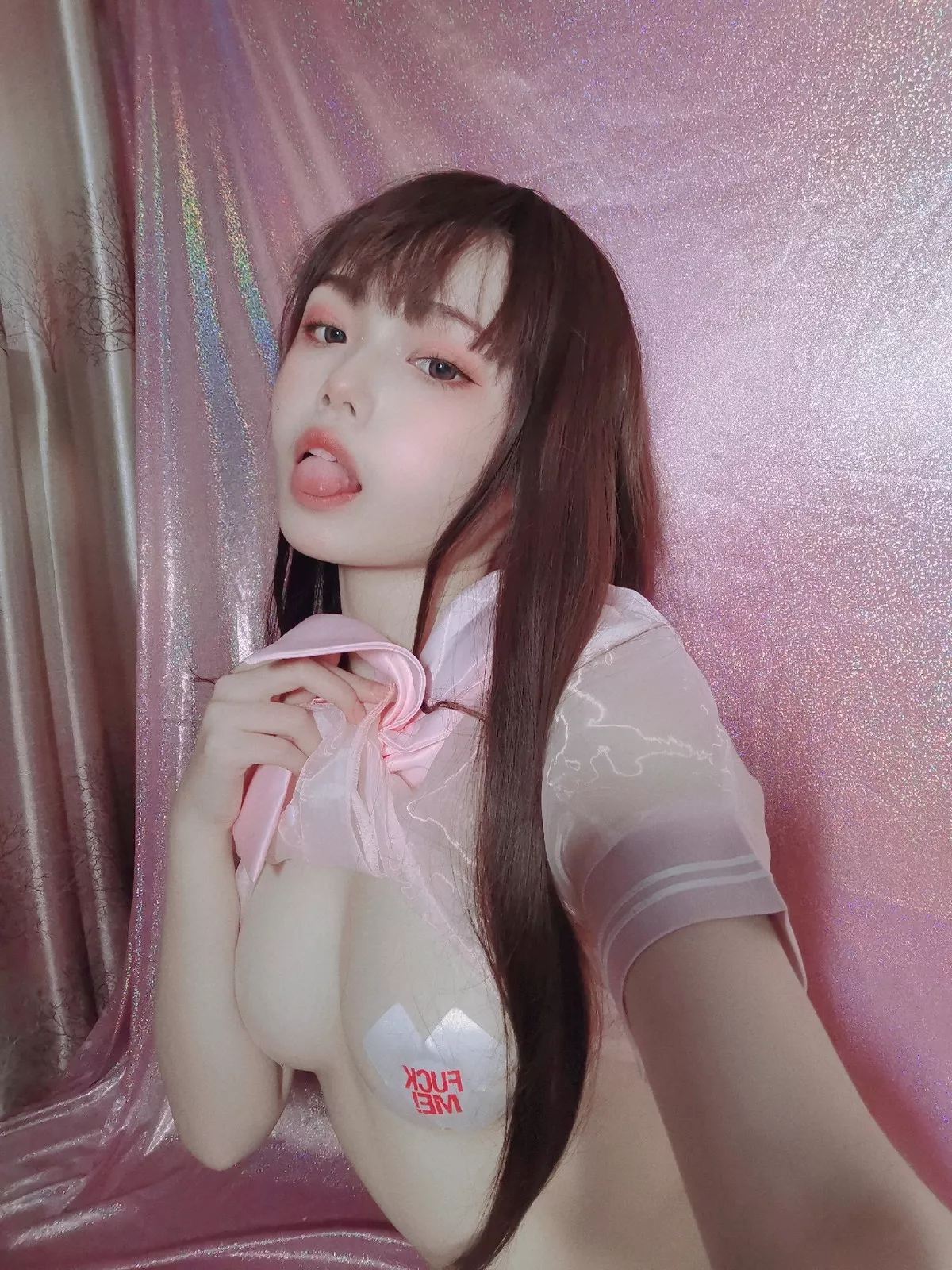 网络美女喵喵鱼粉嫩水手服主题私房脱粉色蝴蝶结露傲人豪乳遮点极致诱惑写真48P
