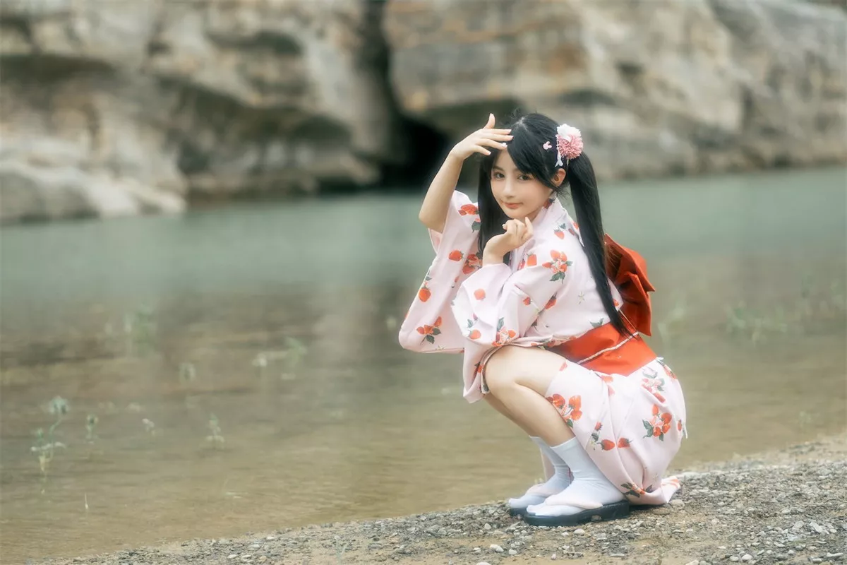 网络美女桜井宁宁和服浴衣主题户外半脱露性感三点式内衣秀豪乳翘臀诱惑写真76P