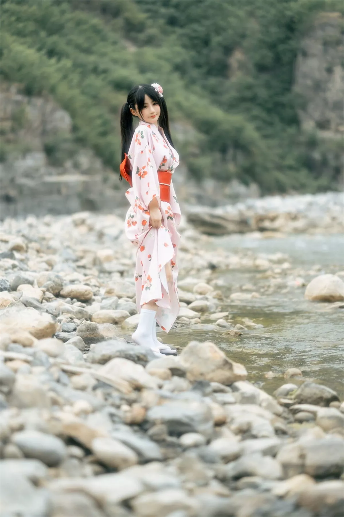 网络美女桜井宁宁和服浴衣主题户外半脱露性感三点式内衣秀豪乳翘臀诱惑写真76P