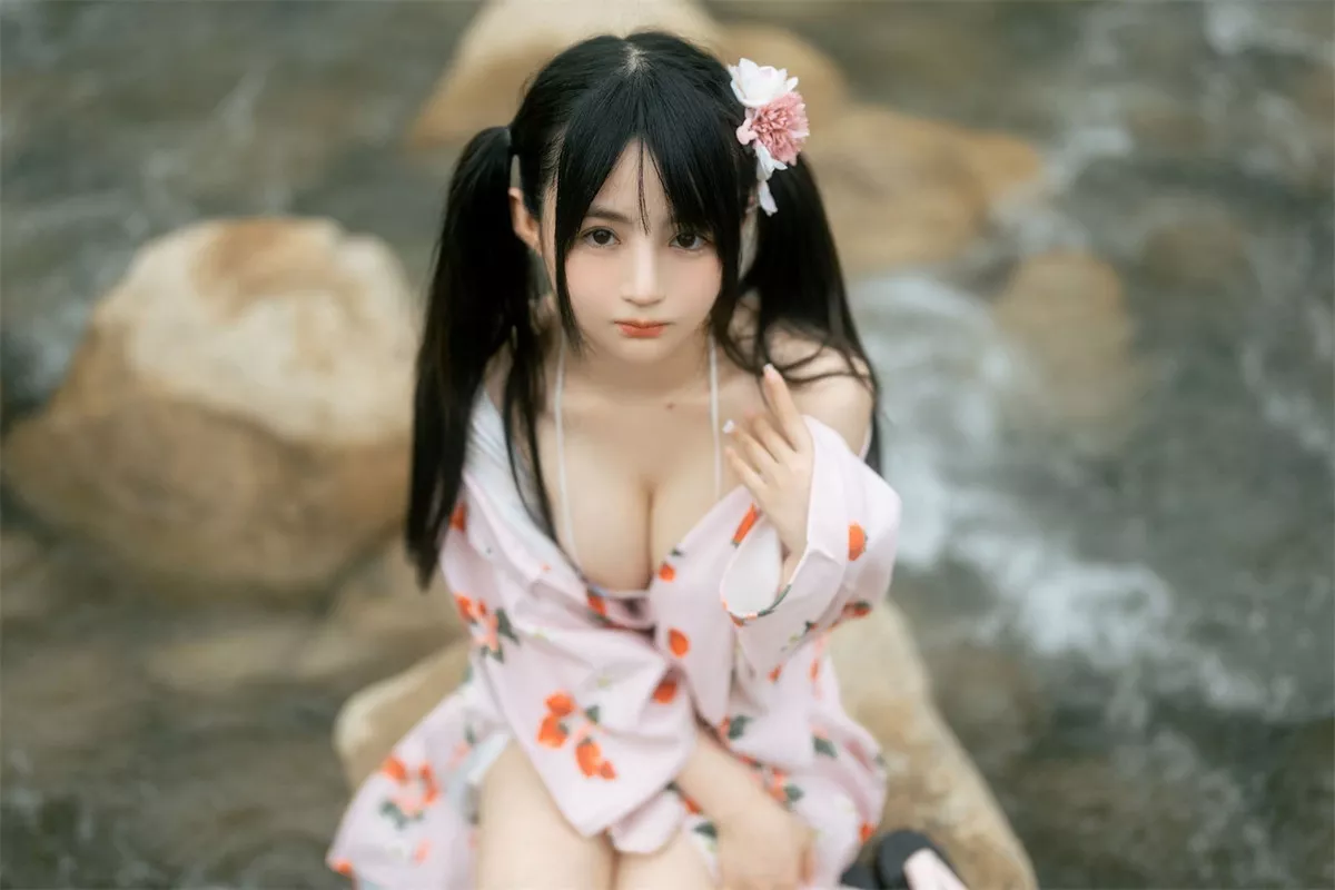 网络美女桜井宁宁和服浴衣主题户外半脱露性感三点式内衣秀豪乳翘臀诱惑写真76P