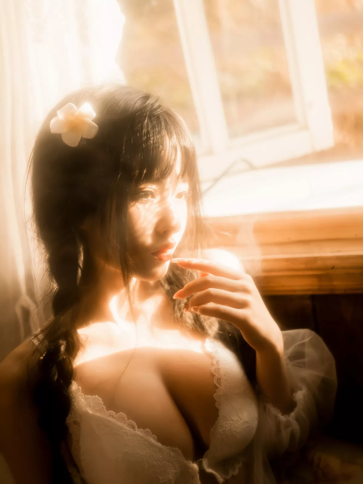 性感尤物清水由乃法式内衣主题性感白色薄纱露白色蕾丝内衣配蕾丝吊袜诱惑写真52P