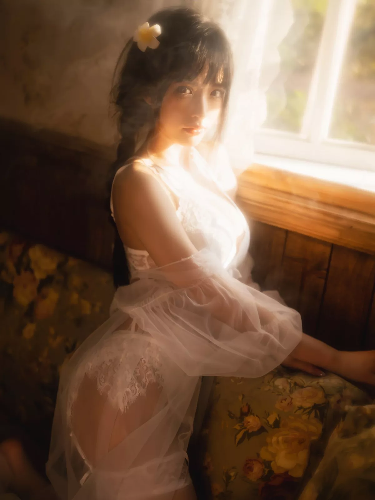 性感尤物清水由乃法式内衣主题性感白色薄纱露白色蕾丝内衣配蕾丝吊袜诱惑写真52P