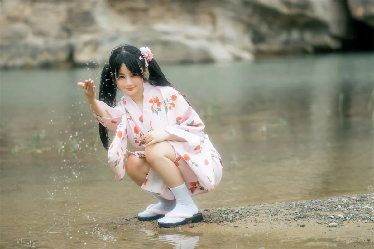 网络美女桜井宁宁和服浴衣主题户外半脱露性感三点式内衣秀豪乳翘臀诱惑写真76P